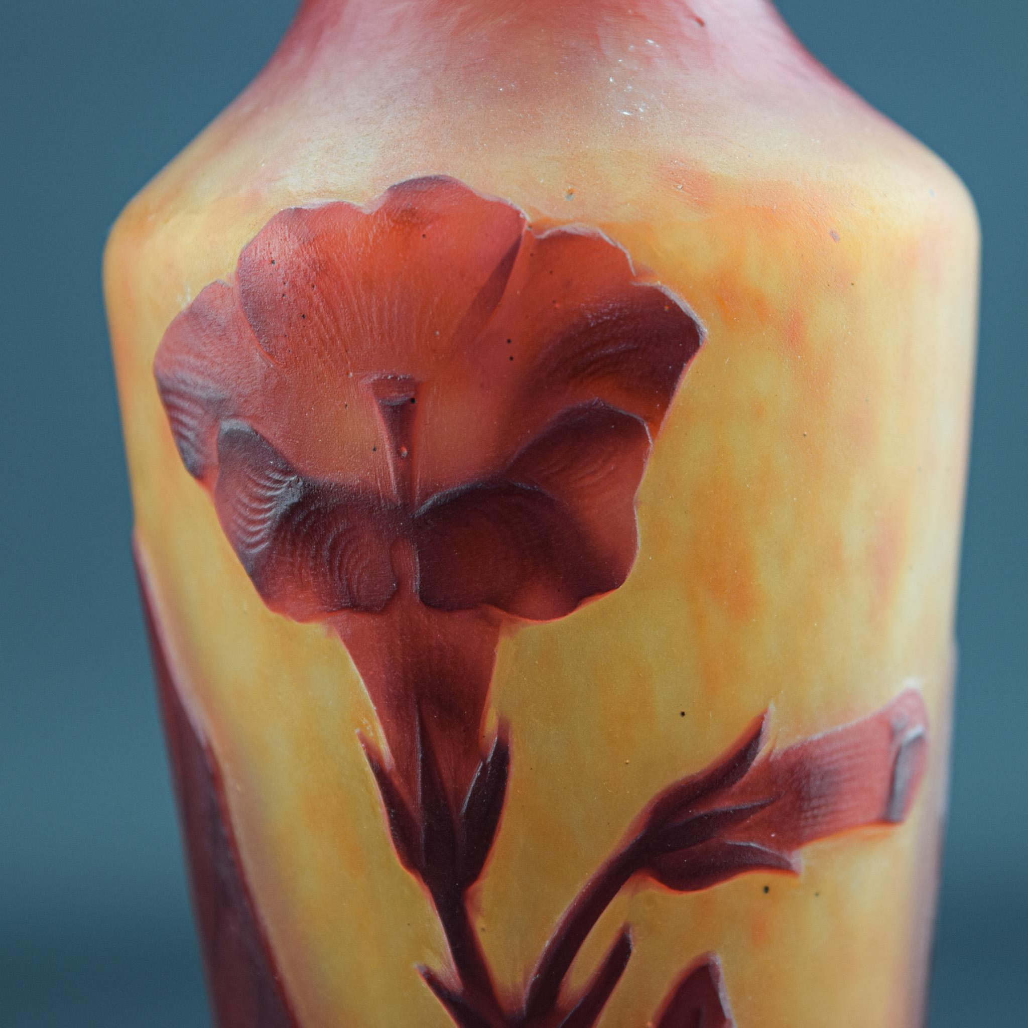 Jarrón de cristal camafeo Daum Nancy Nicotiana C1900 en venta 1