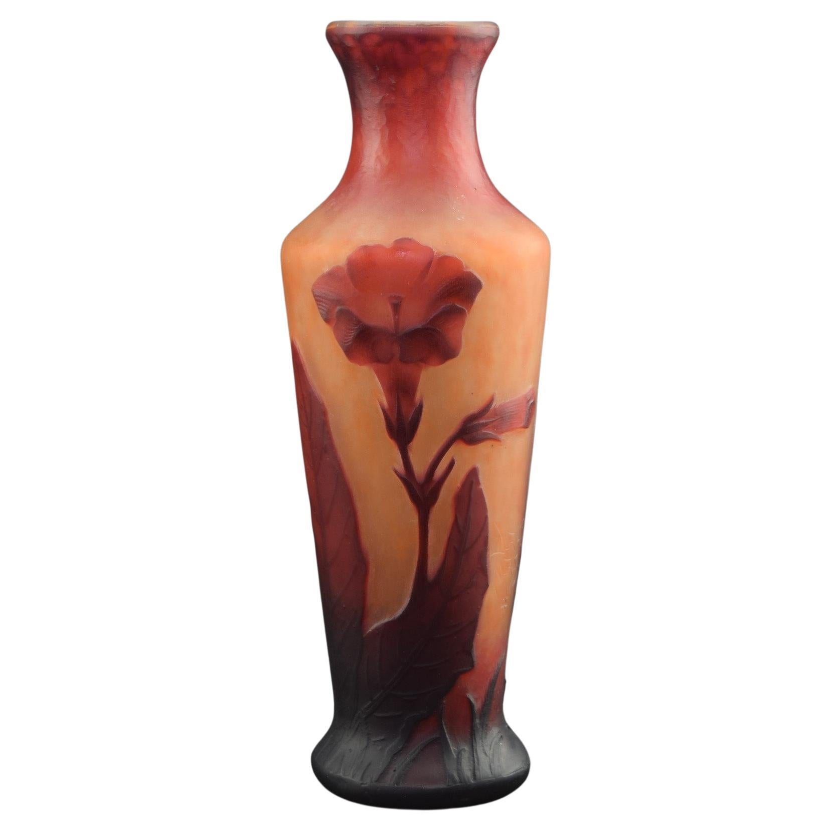 How do I identify cameo glass?
