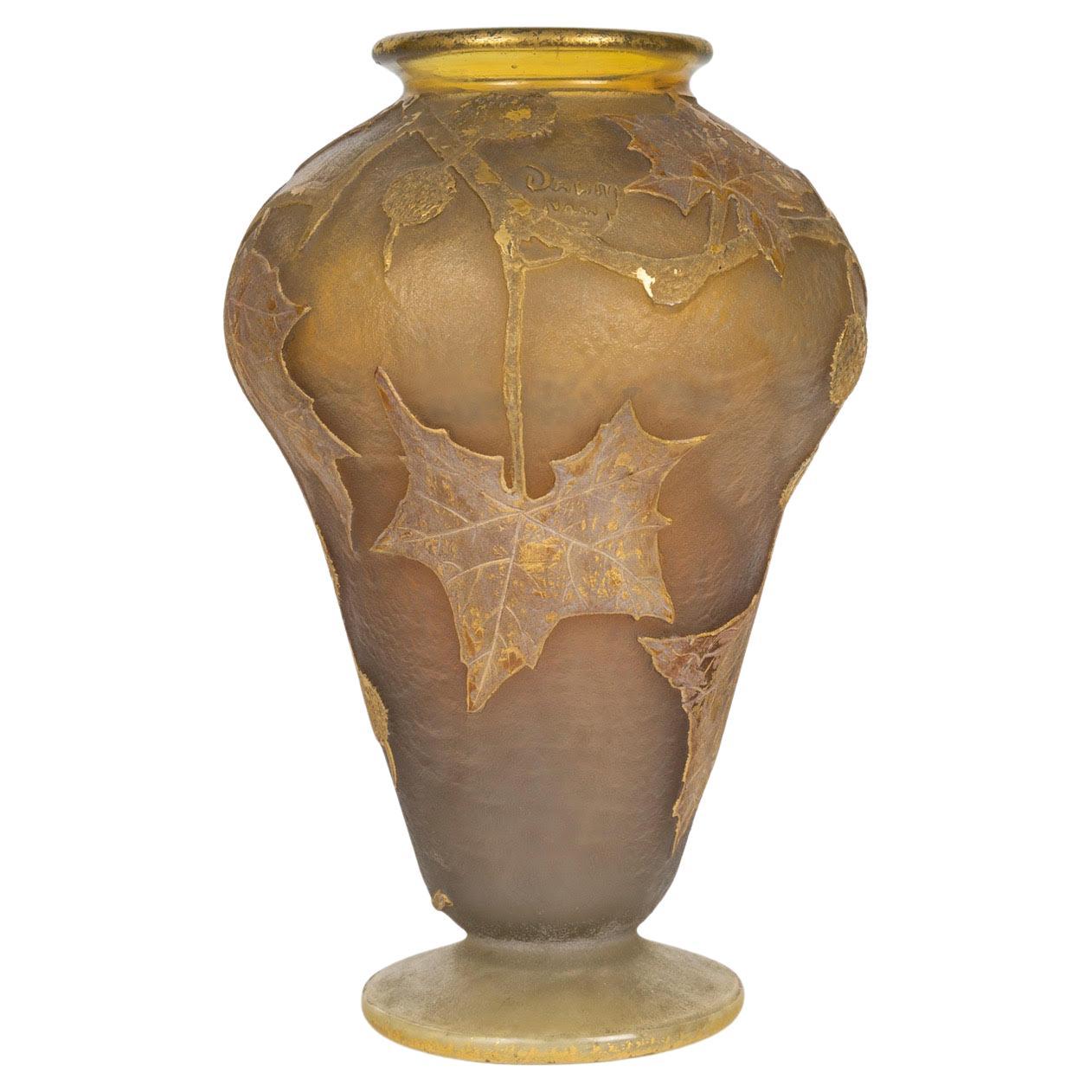 Daum, Nancy Vase en pâte de verre, Début du 20e siècle, Art Nouveau.