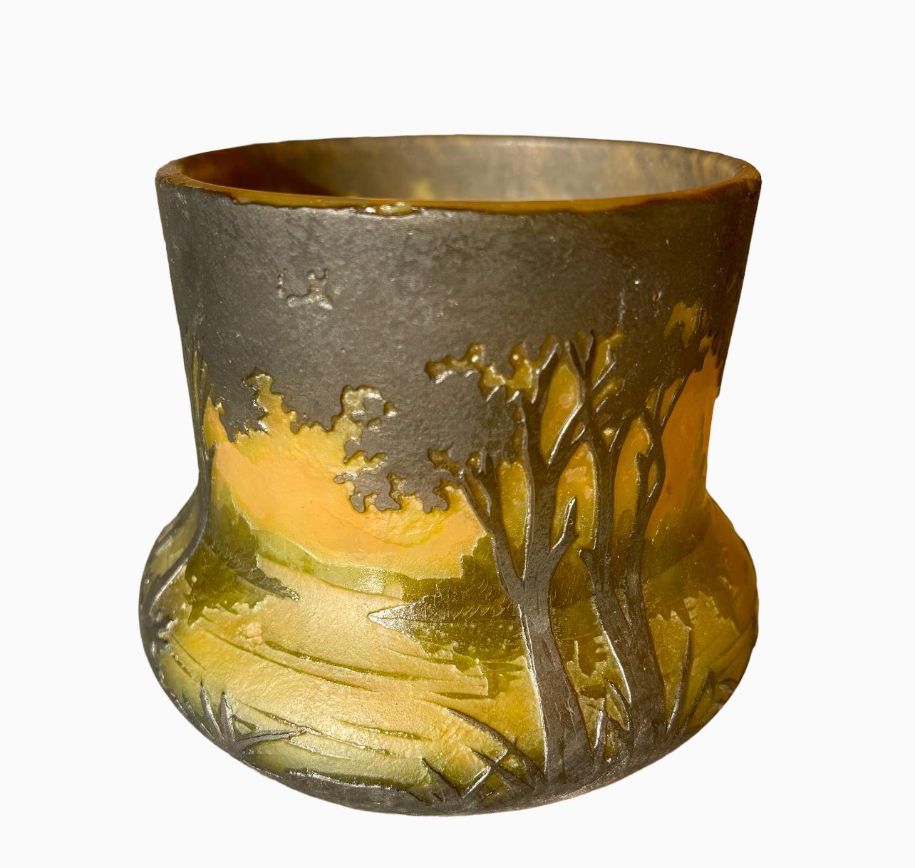 Daum Nancy - Vase With Lake Decor In Good Condition For Sale In Beaune, FR