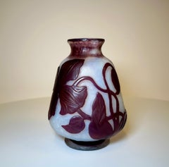 Daum Nancy Vase sculpté à la roue, vers 1900