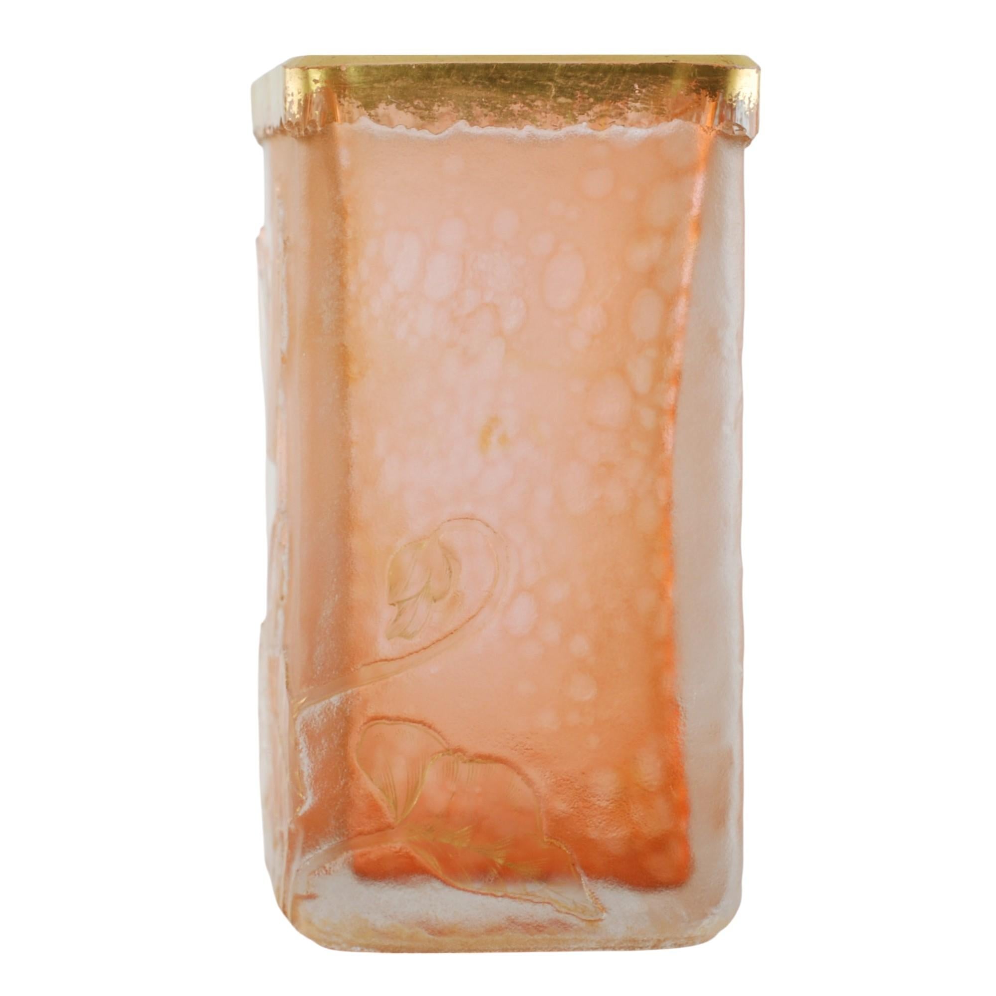 Jarrón Vaso Daum Nancy Tallado a Rueda con Motivo de Ciclamen principios del siglo XX en venta