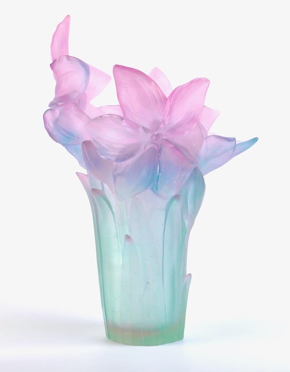 Art Nouveau Vaso Amaryllis in Pate de Verre di Daum, firmato Daum, Francia numero 94 in vendita