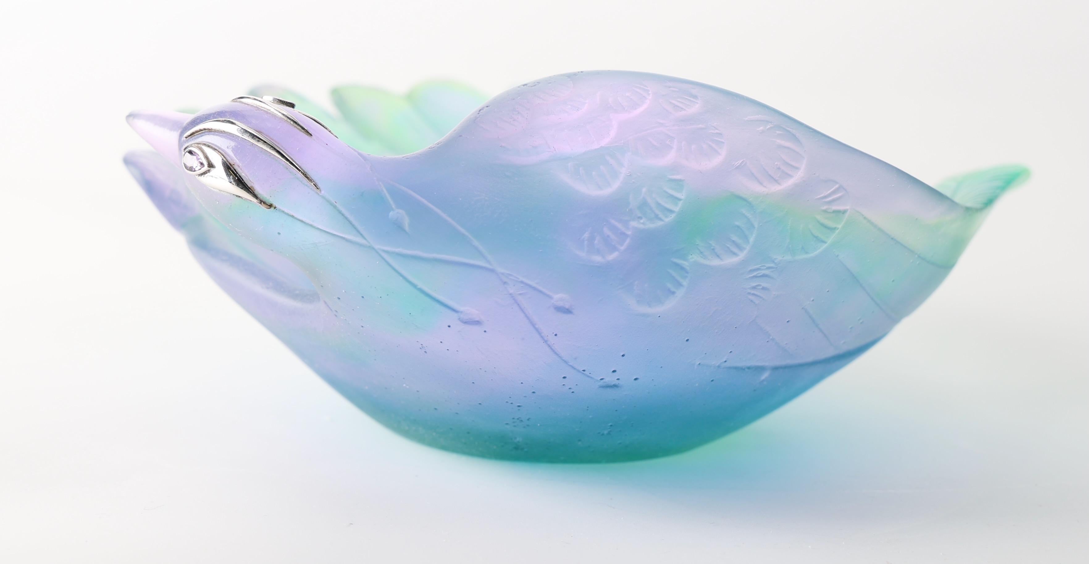 Francese Ciotola Jewell Daum Pate de Verre Bird of Paradise.  Raro. Edizione limitata, 41/50 in vendita