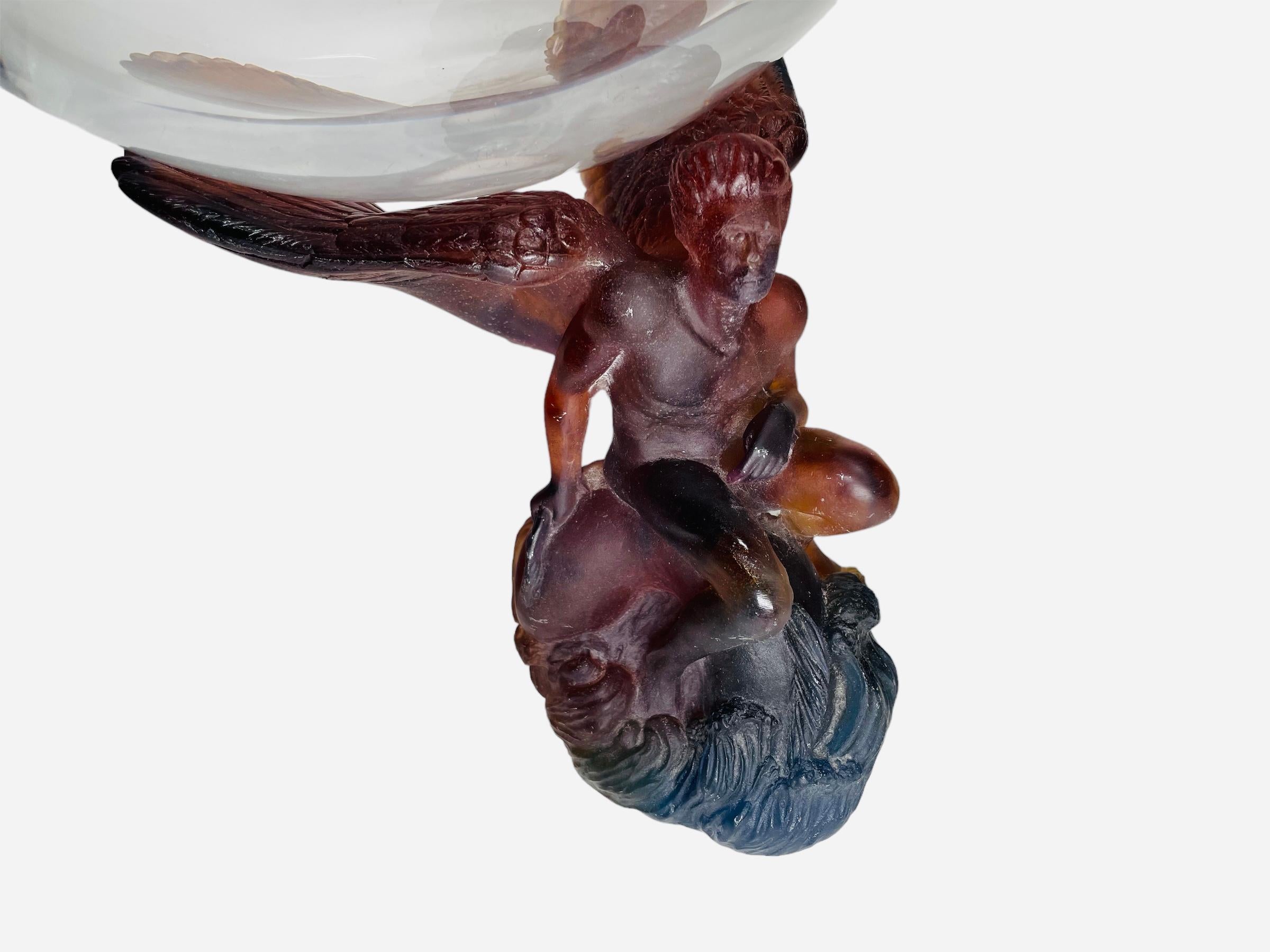 Cristal Compotier/bol d'ange sculpté en cristal Pate de Verre de Daum en vente