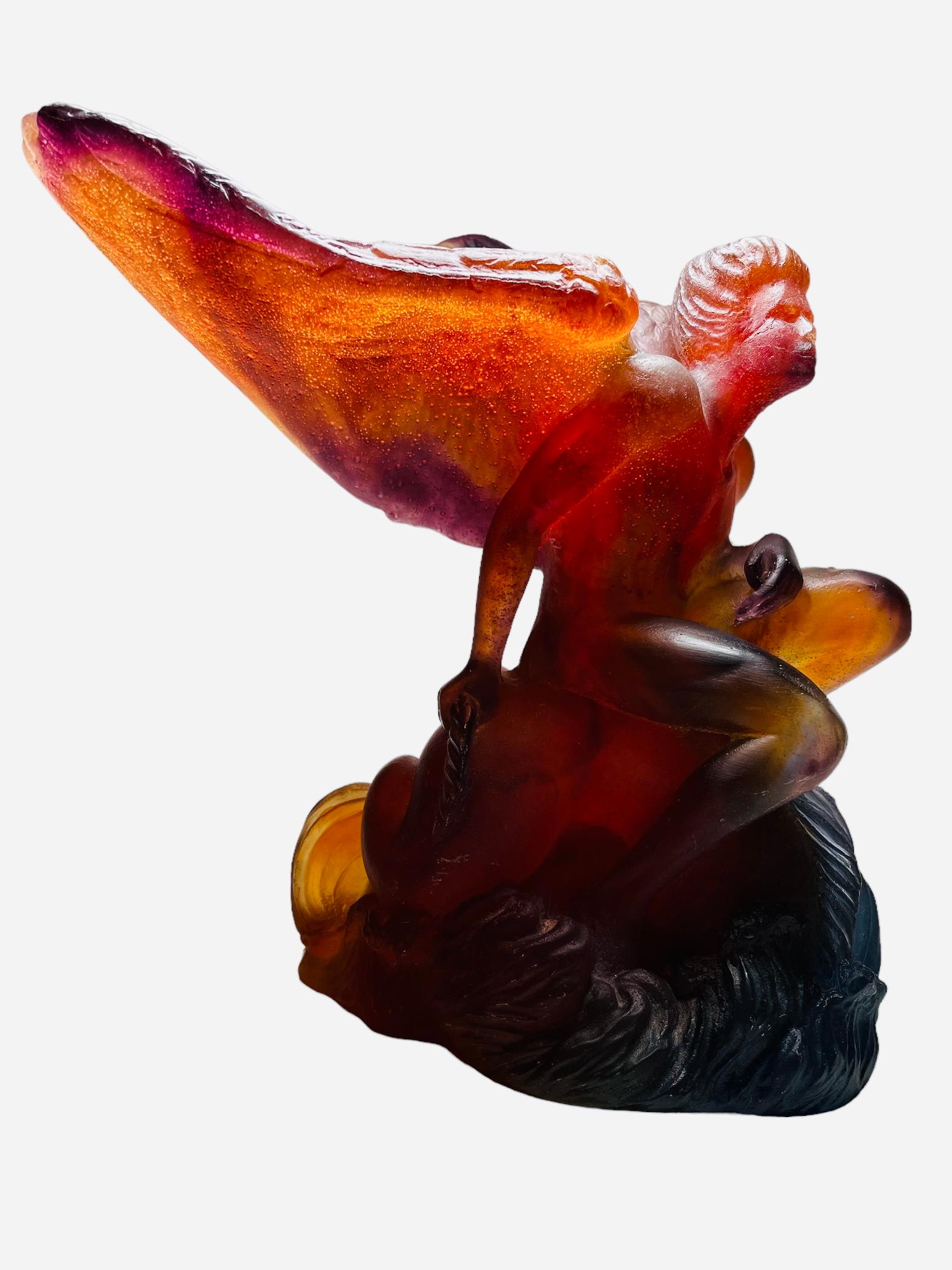 Compotier/bol d'ange sculpté en cristal Pate de Verre de Daum en vente 7