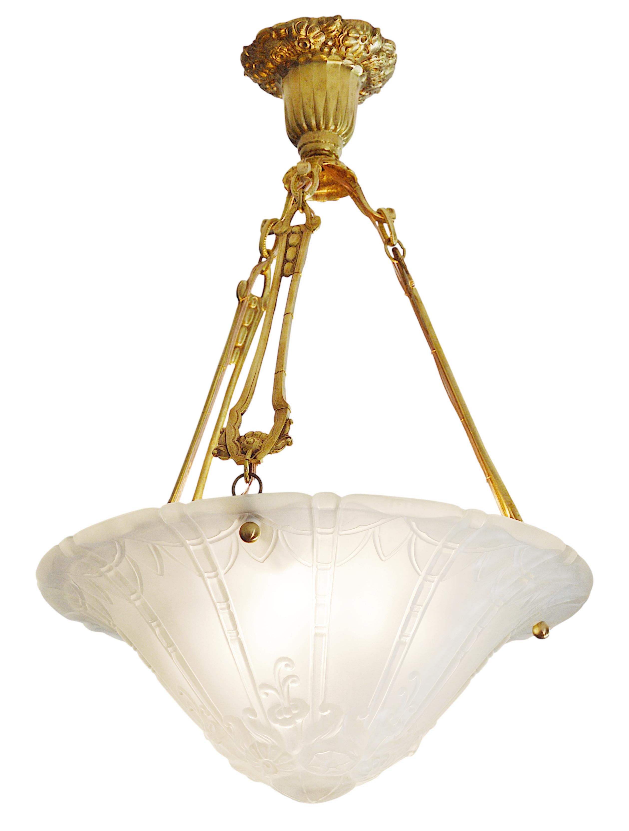 DAUM Pierre d'AVESN Large French Art Deco Pendant Chandelier, Early 1930s 3