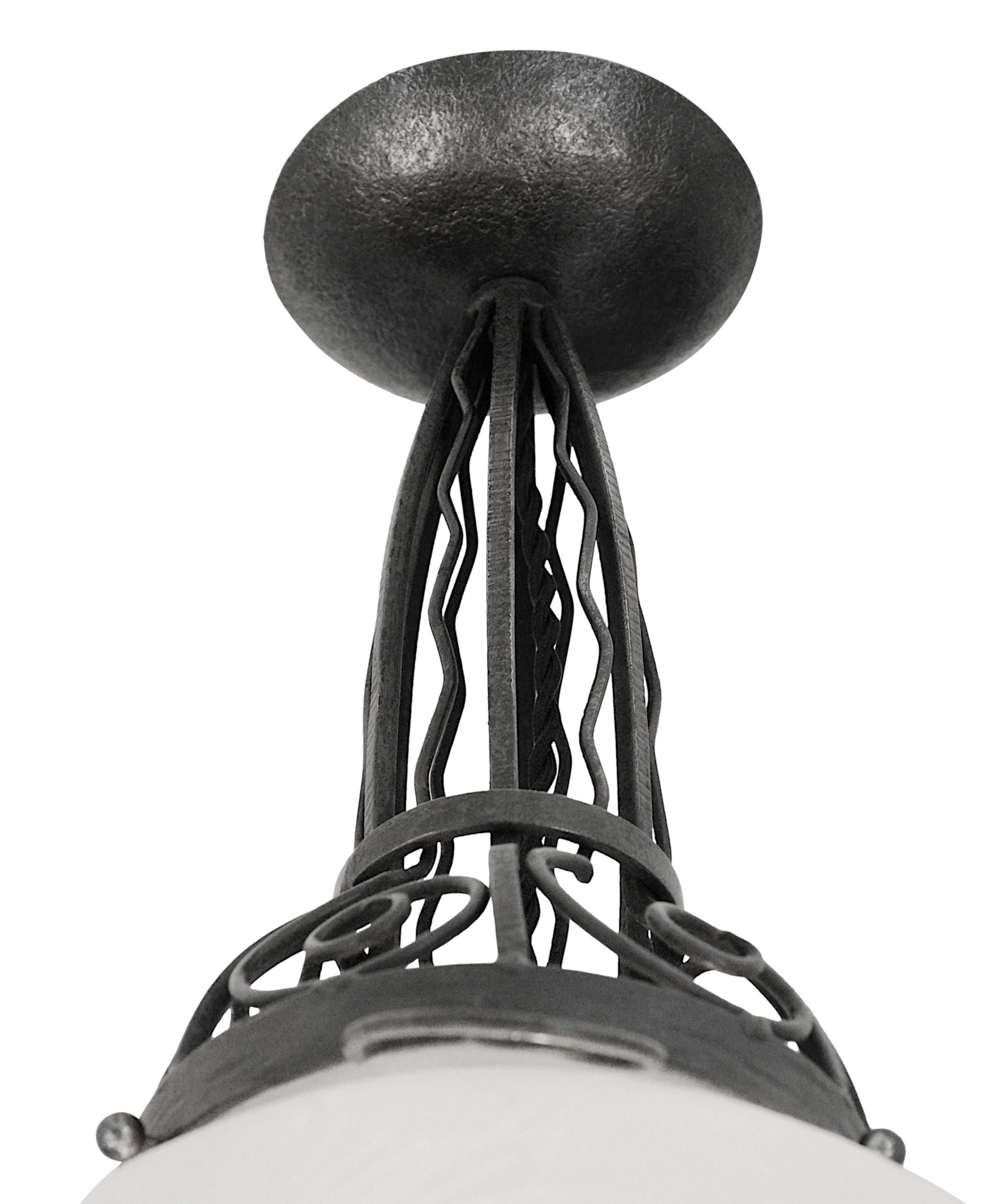 Daum Pierre D'Avesn Rare Large Art Deco Fish Pendant Chandelier, 1920 For Sale 4