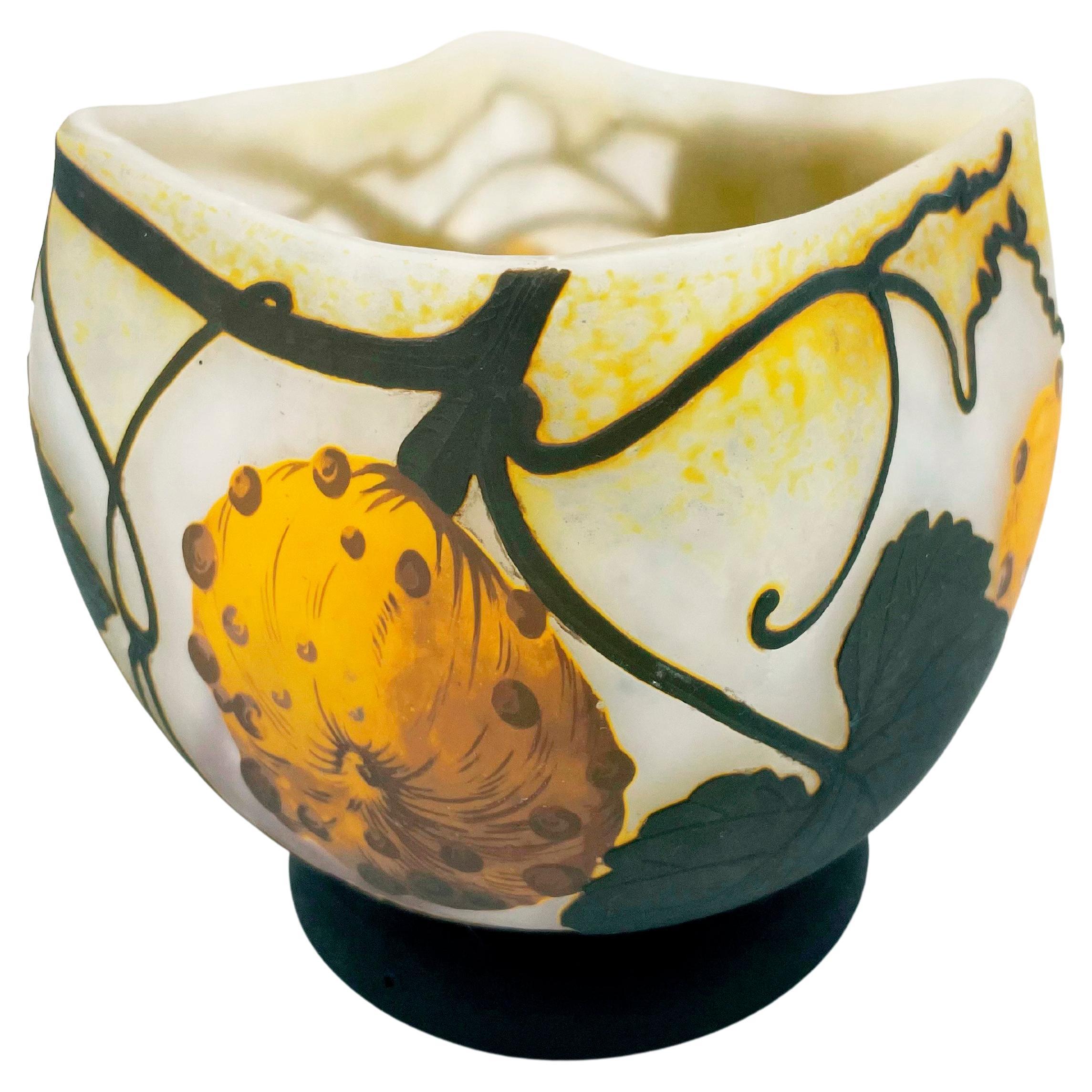 Début du 20ème siècle Vase en verre camée Daum Pumpkins, c1910 en vente