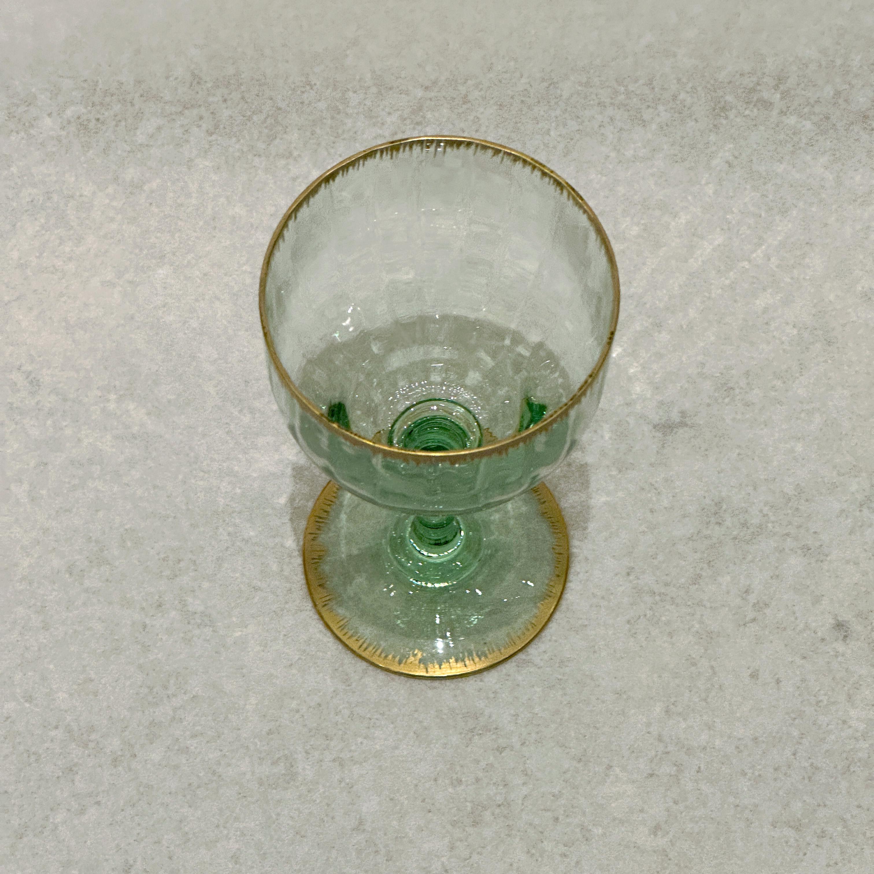 Francese Bicchiere da vino rosso Daum, periodo Art Nouveau, manifattura di Nancy, circa 1900 in vendita