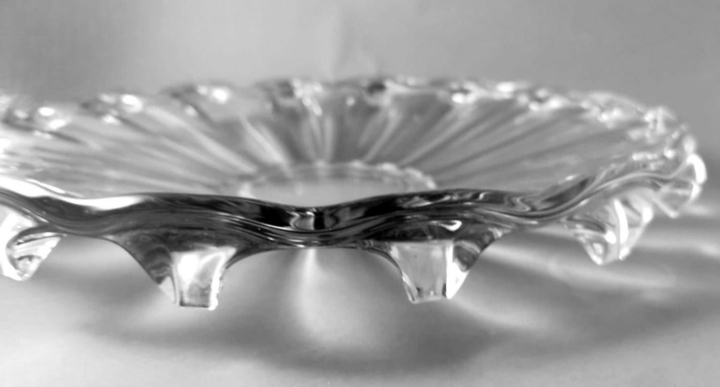 Runder französischer Kristall-Tisch-Tafelaufsatz von Daum (Moderne der Mitte des Jahrhunderts) im Angebot