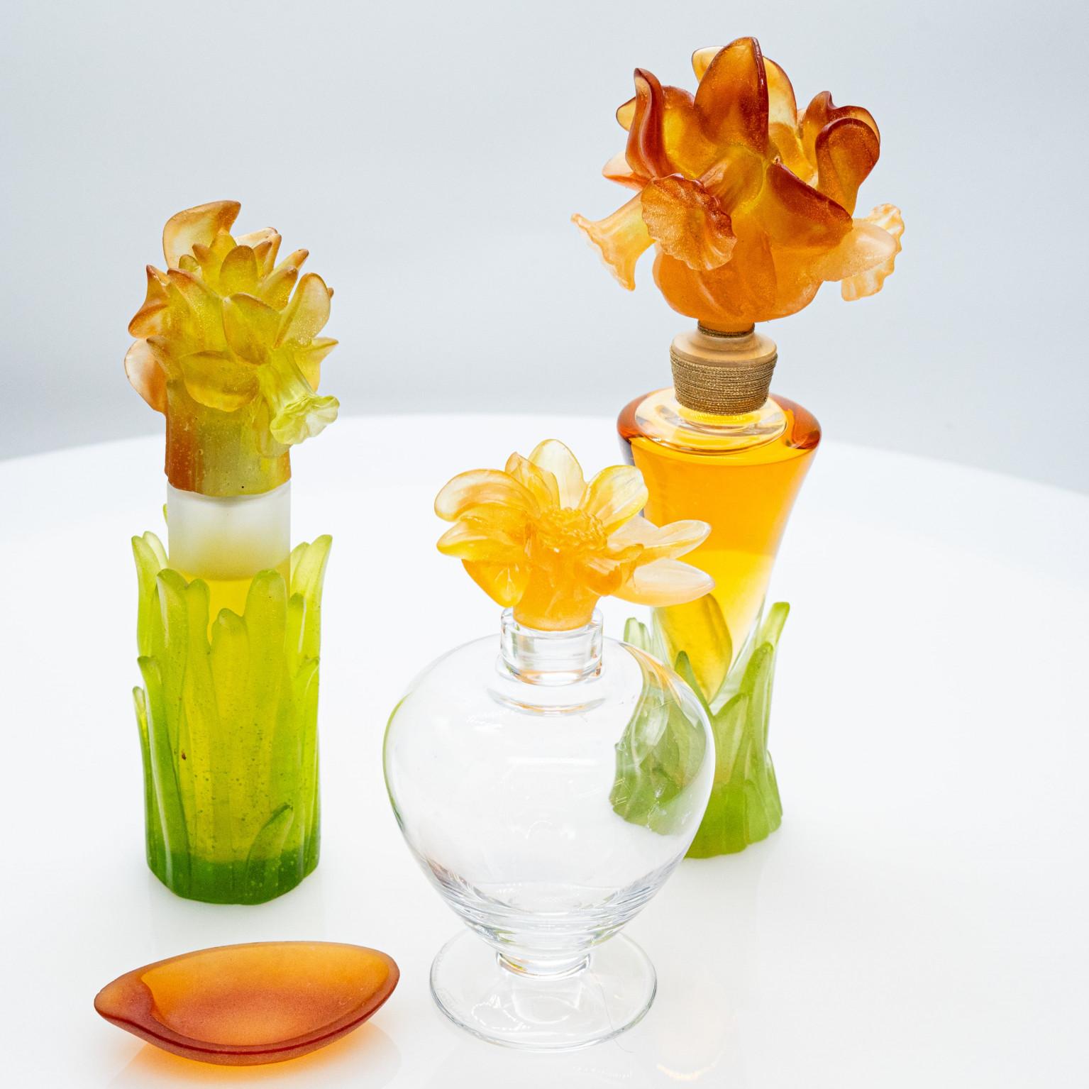 Set di flaconi di profumo Daum, Pâte De Verre, Orange Green and Yellow, Francia In condizioni buone in vendita a Rijssen, NL