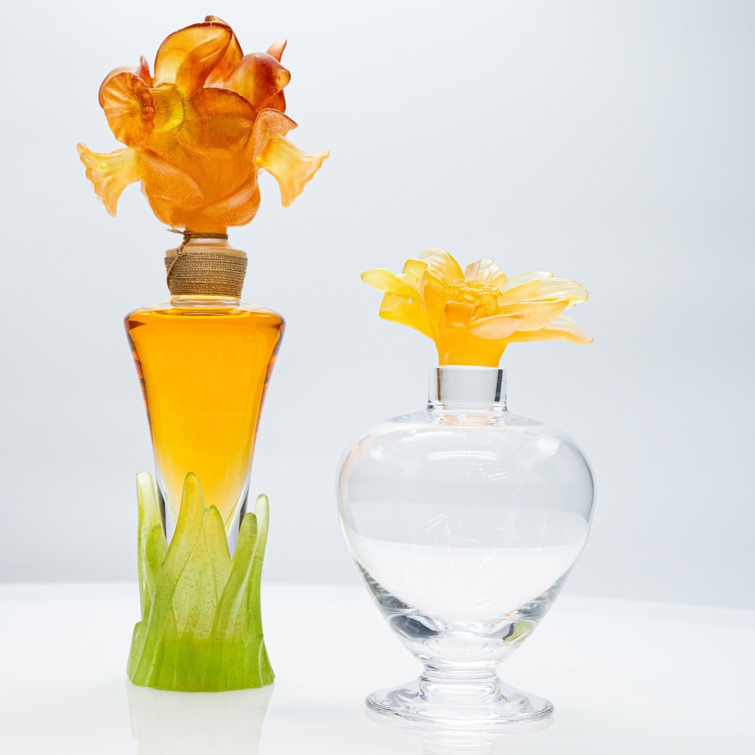 Fine XX secolo Set di flaconi di profumo Daum, Pâte De Verre, Orange Green and Yellow, Francia in vendita