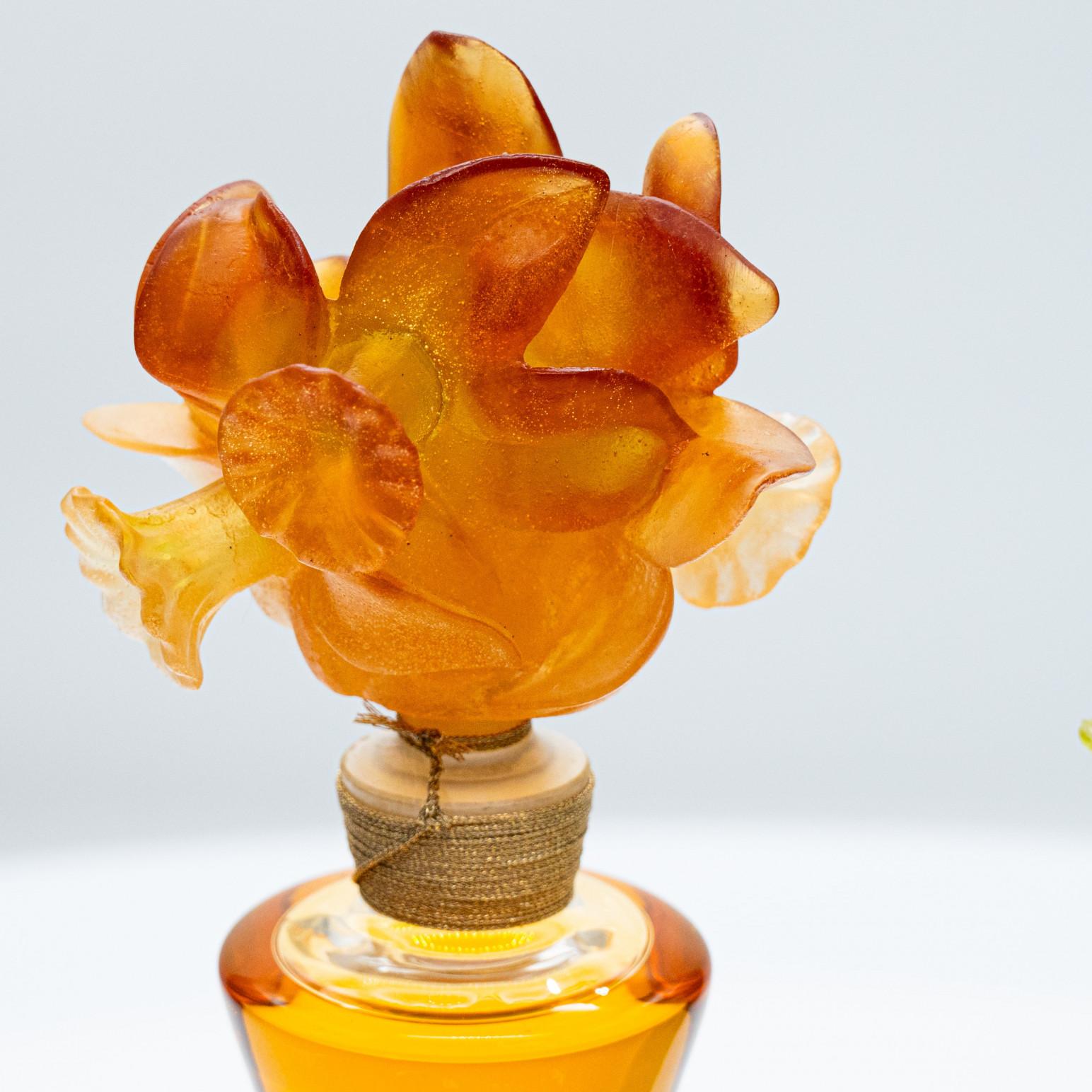 Daum Parfümflaschen-Set, Pâte De Verre, Orangegrün und Gelb, Frankreich im Angebot 1