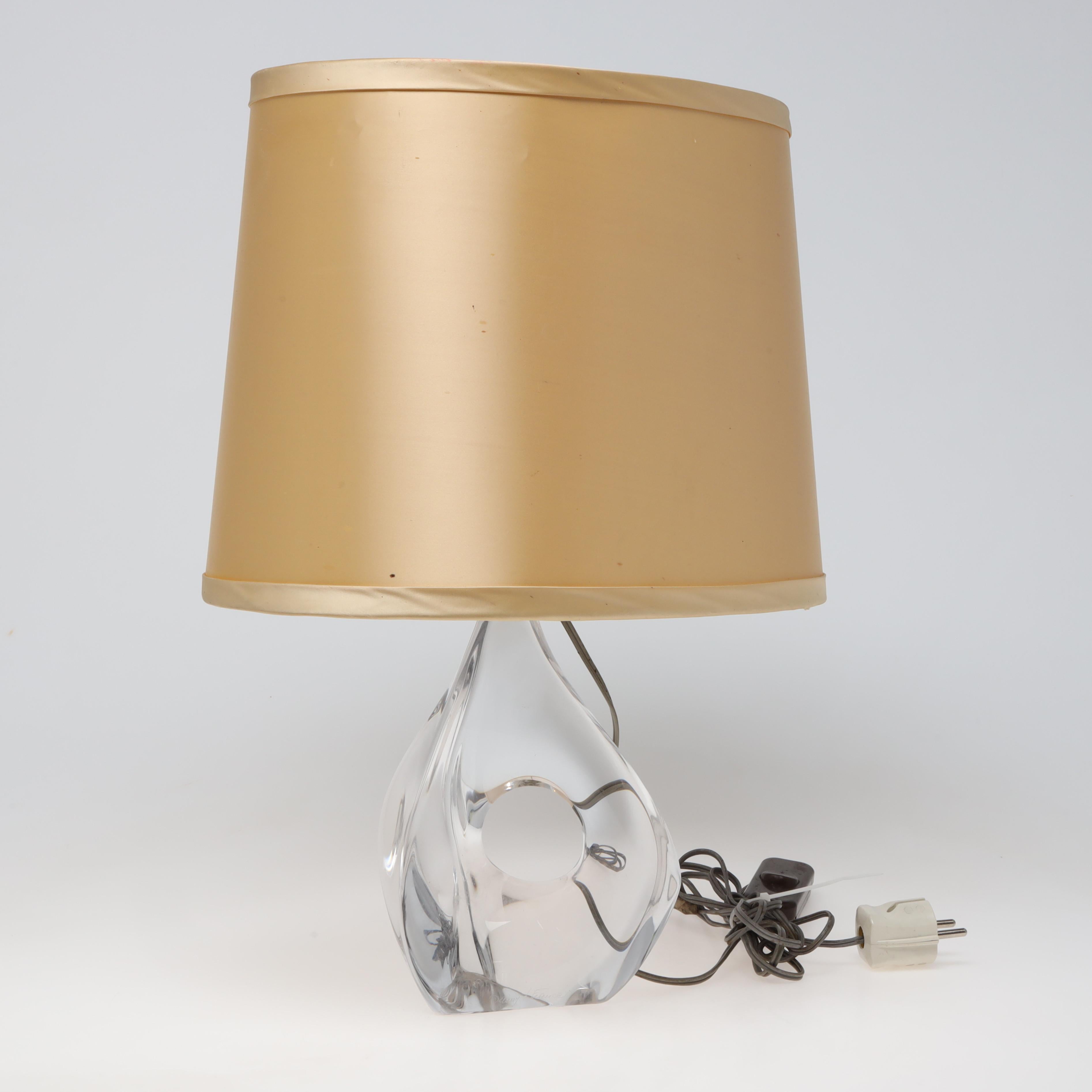 Daum Table Lamp Crystal, France, 1960, Signed Daum In Good Condition For Sale In Paris, FR