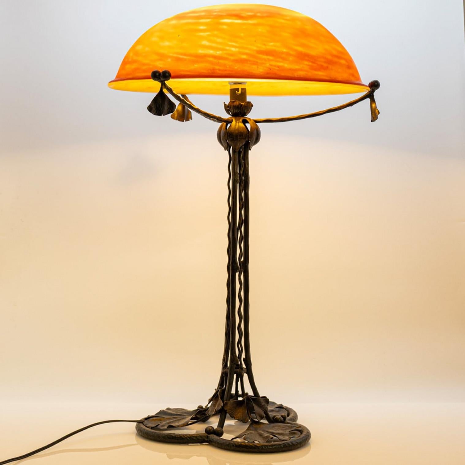 Lampe de table Daum Feuilles de fer Verre de cristal ambré, France 3