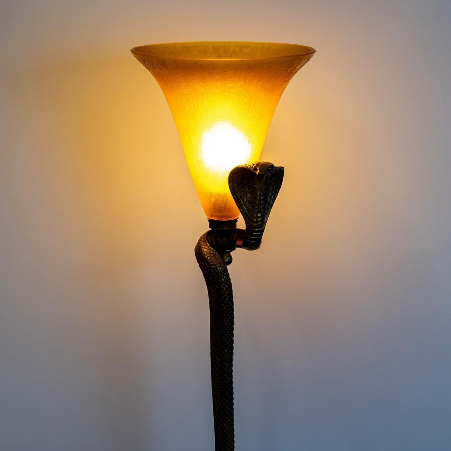 Daum Table Lamp Snake Bronze Yellow Crystal, France Francés en venta