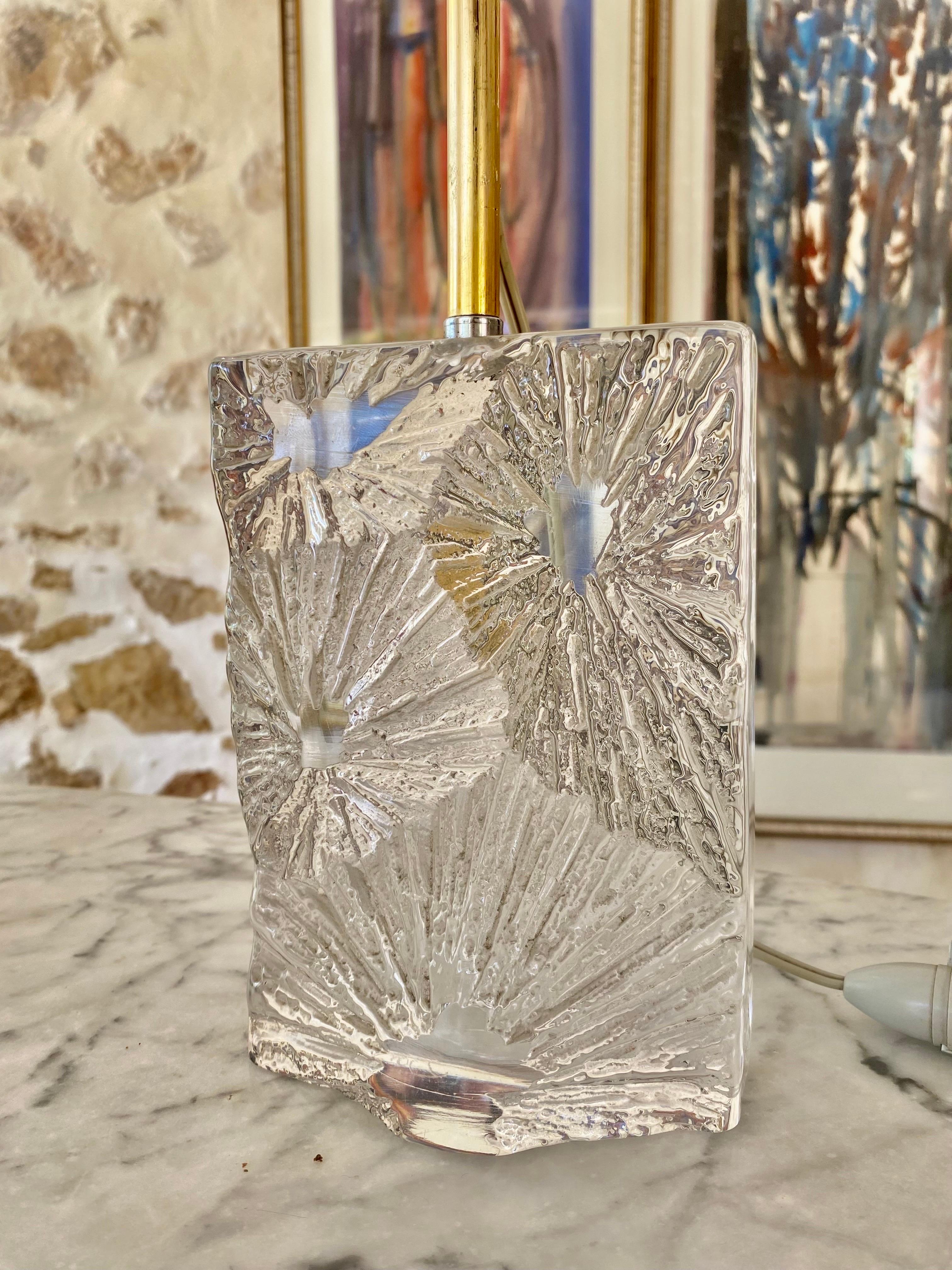 Mid-Century Modern Lampe de table en cristal Doré Daum 