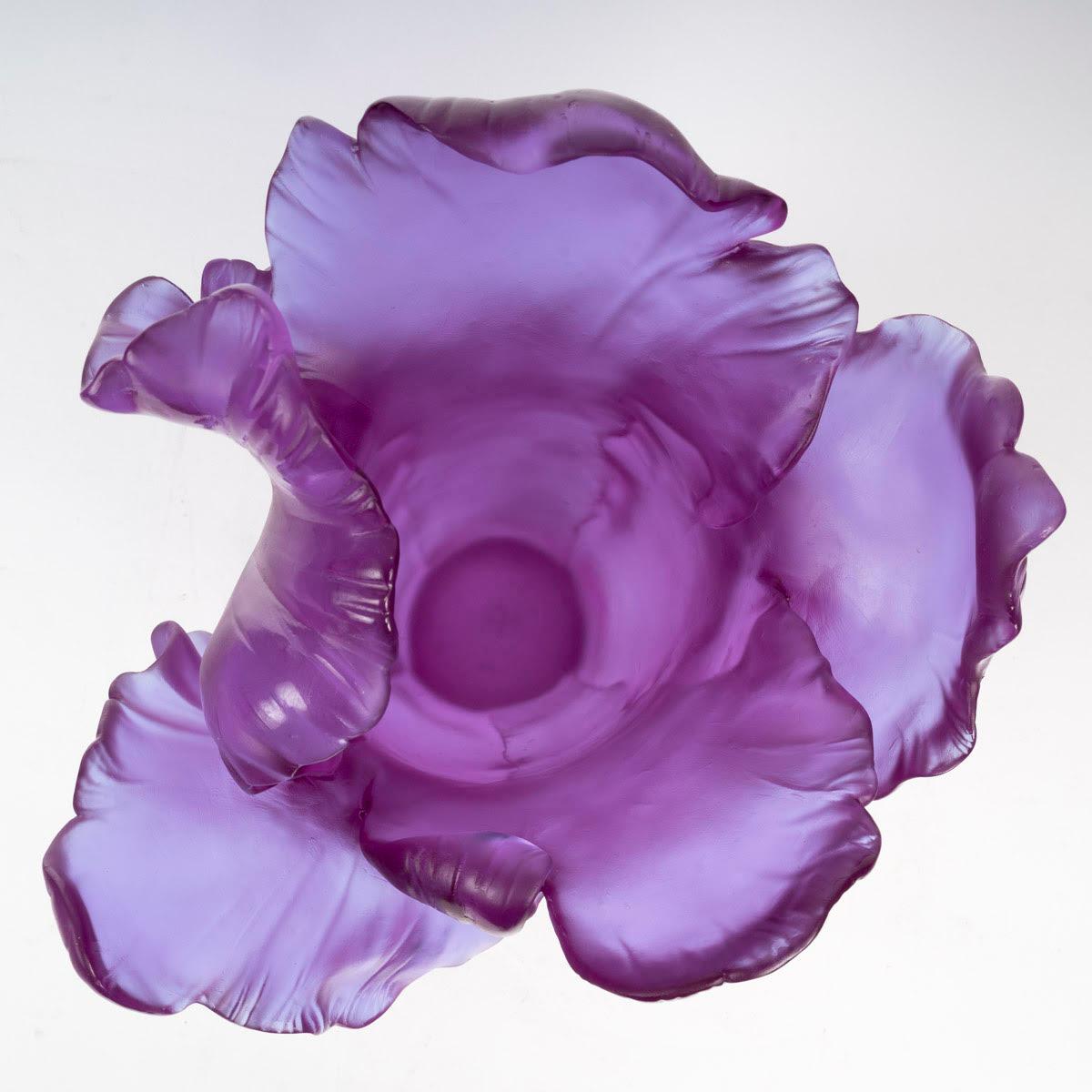 Daum Vase, Ultraviolet Tulip Model, 20th Century. In Good Condition In Saint-Ouen, FR