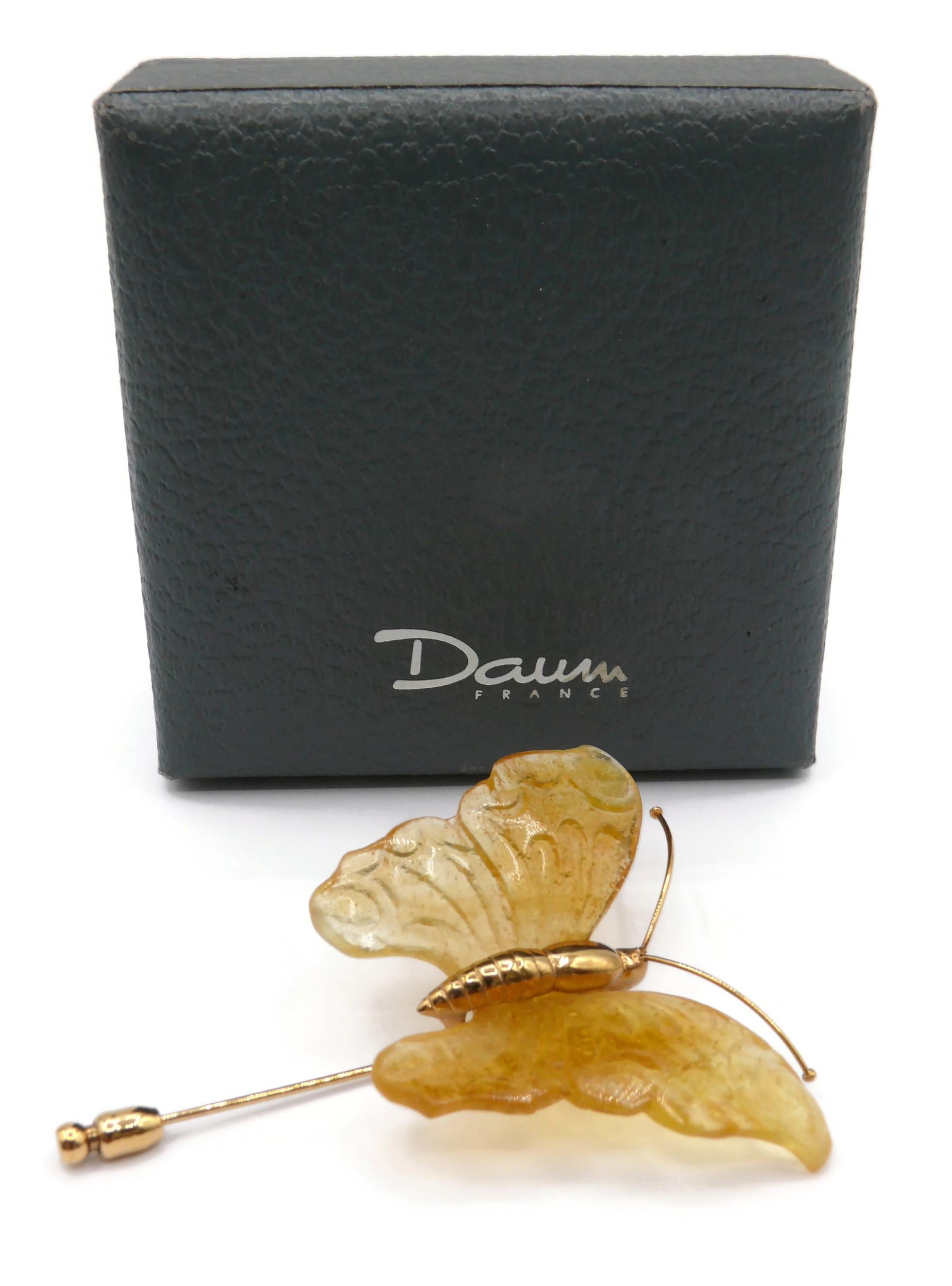 DAUM Vintage Butterfly Lapel Pin Brooch In Good Condition For Sale In Nice, FR
