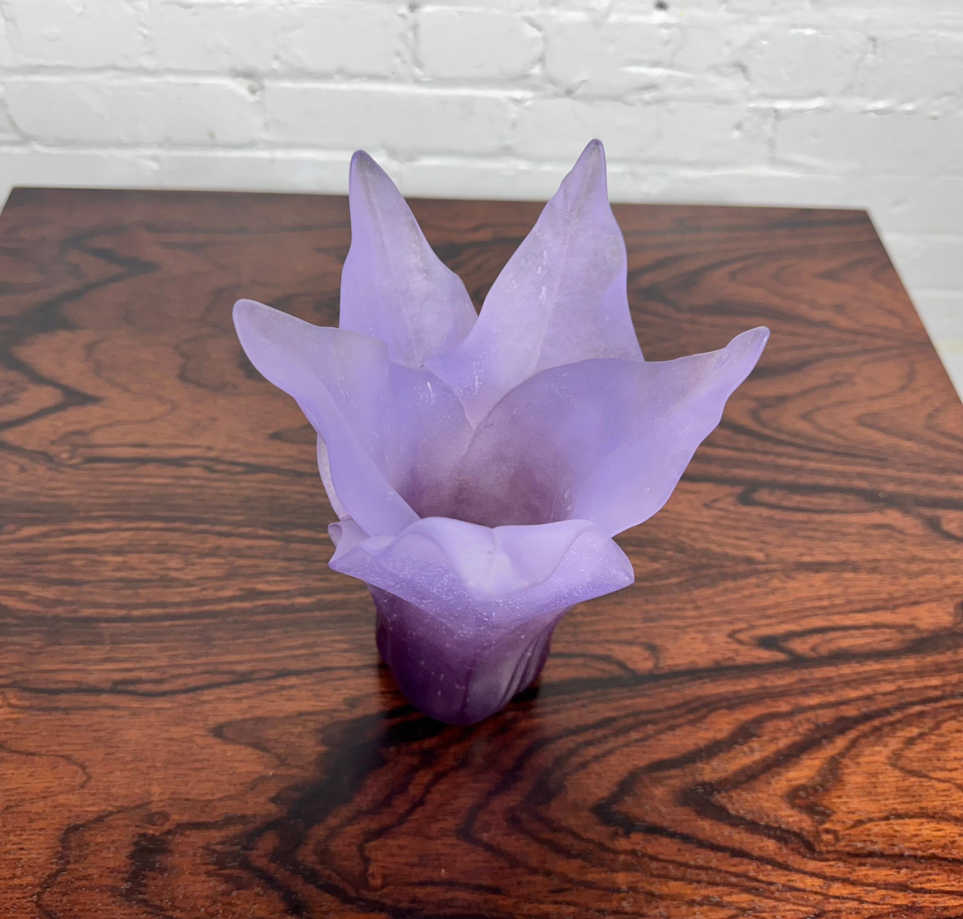 Vaso Daum Violet Amethyst Pate de Verre,  Stile Art Nouveau / Art Deco In condizioni ottime in vendita a Buffalo, NY