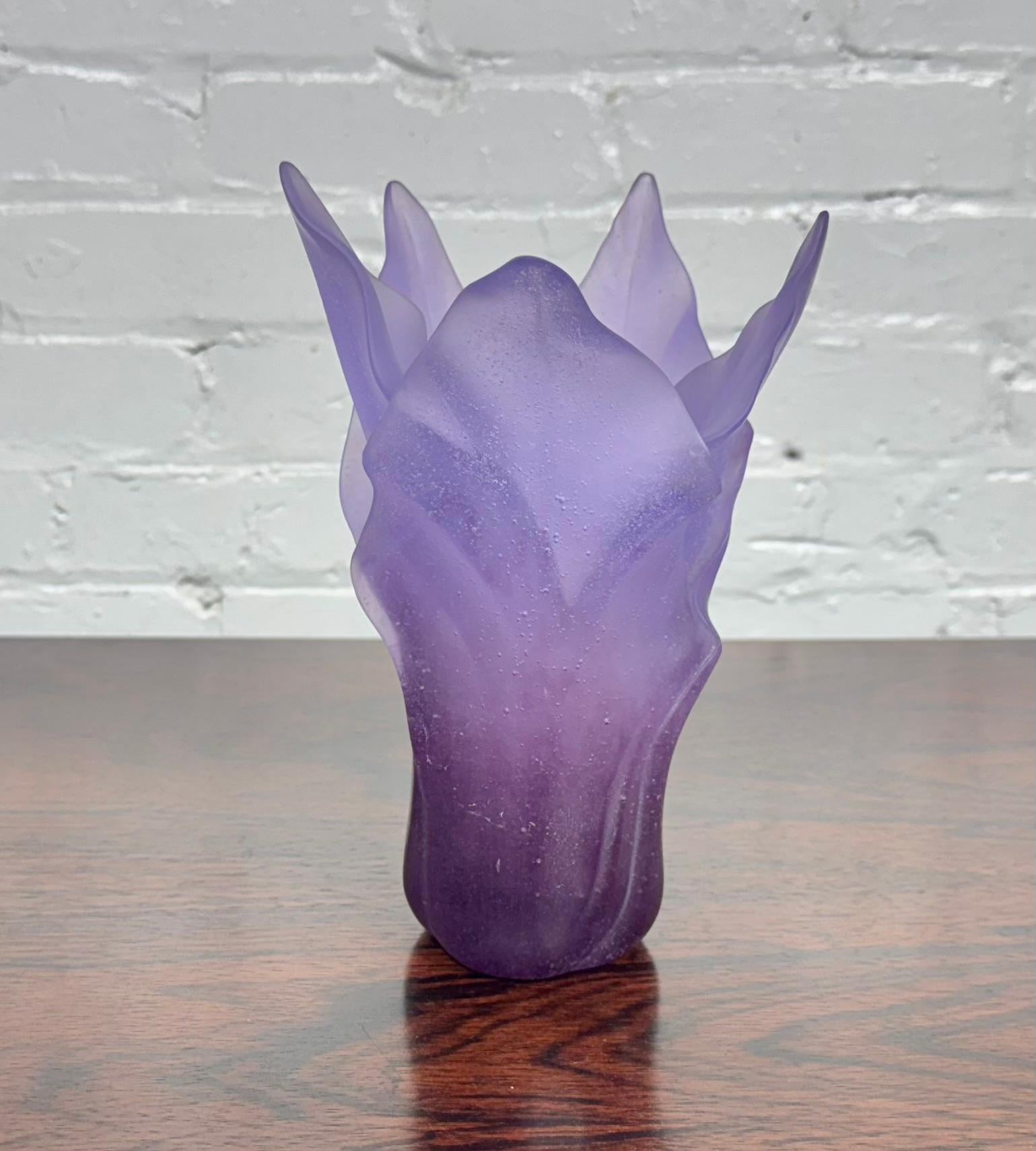 XX secolo Vaso Daum Violet Amethyst Pate de Verre,  Stile Art Nouveau / Art Deco in vendita