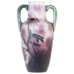 Daum Wheel-Carved Cameo Marguerite Vase Daum Wheel-Carved Cameo Marguerite Vase