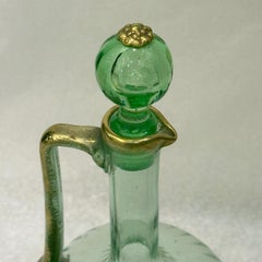 Daum wine decanter, Art Nouveau period, Nancy manufacture, circa 1900