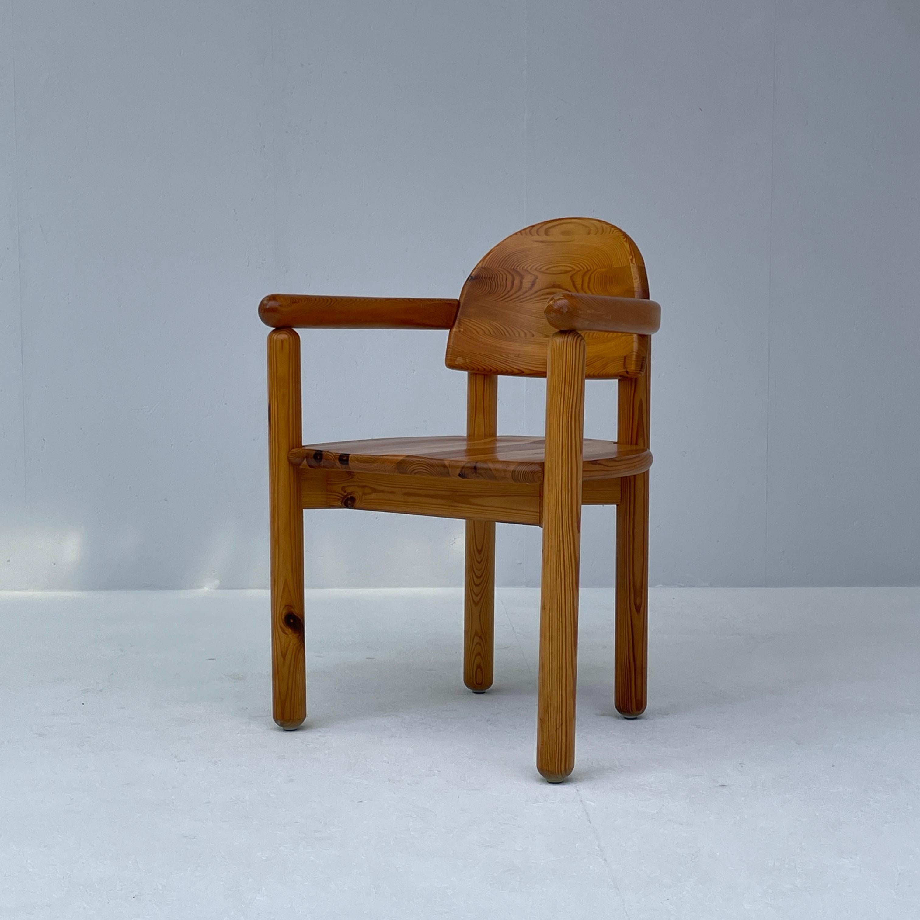 Italian Daumiller chair with arms