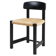 Sedia Daumiller in pino tinto nero/marrone per Gubi
