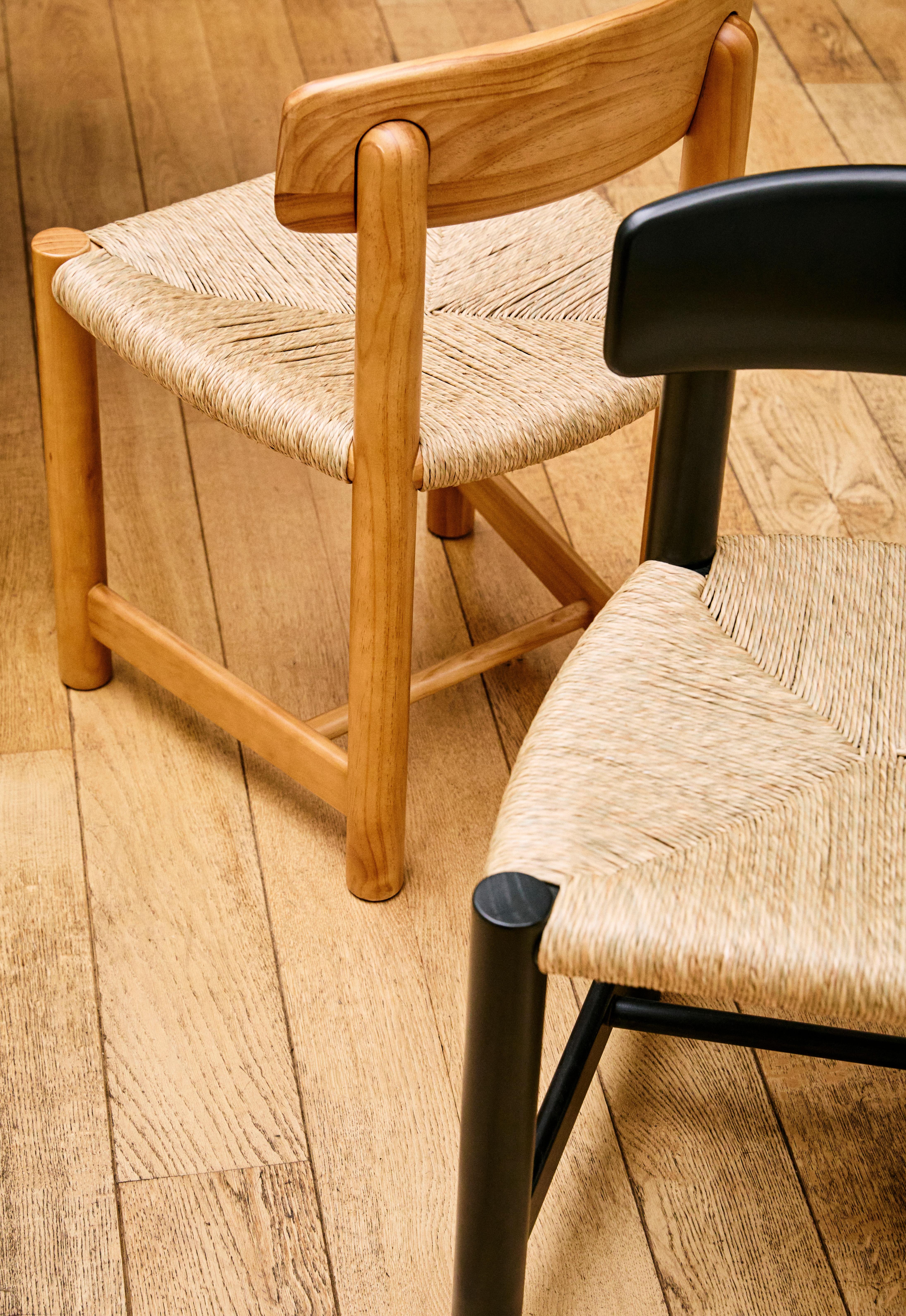 Silla auxiliar Daumiller de pino dorado para GUBI en venta 1