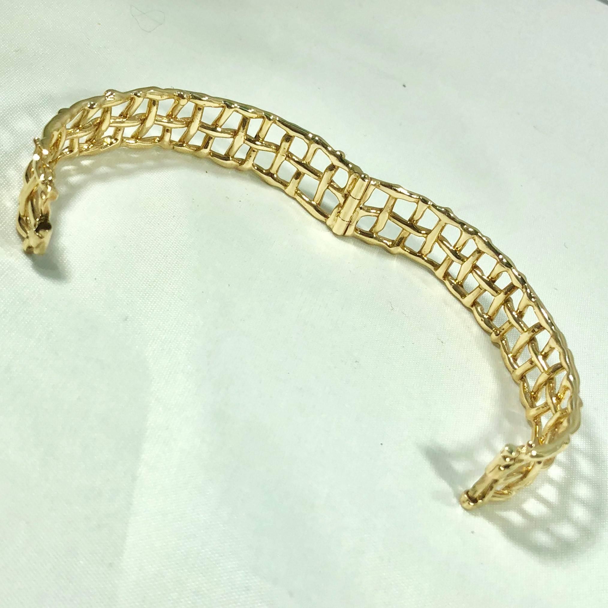 Daunis 14 Karat Yellow Gold Hinged Cuff Bracelet 5