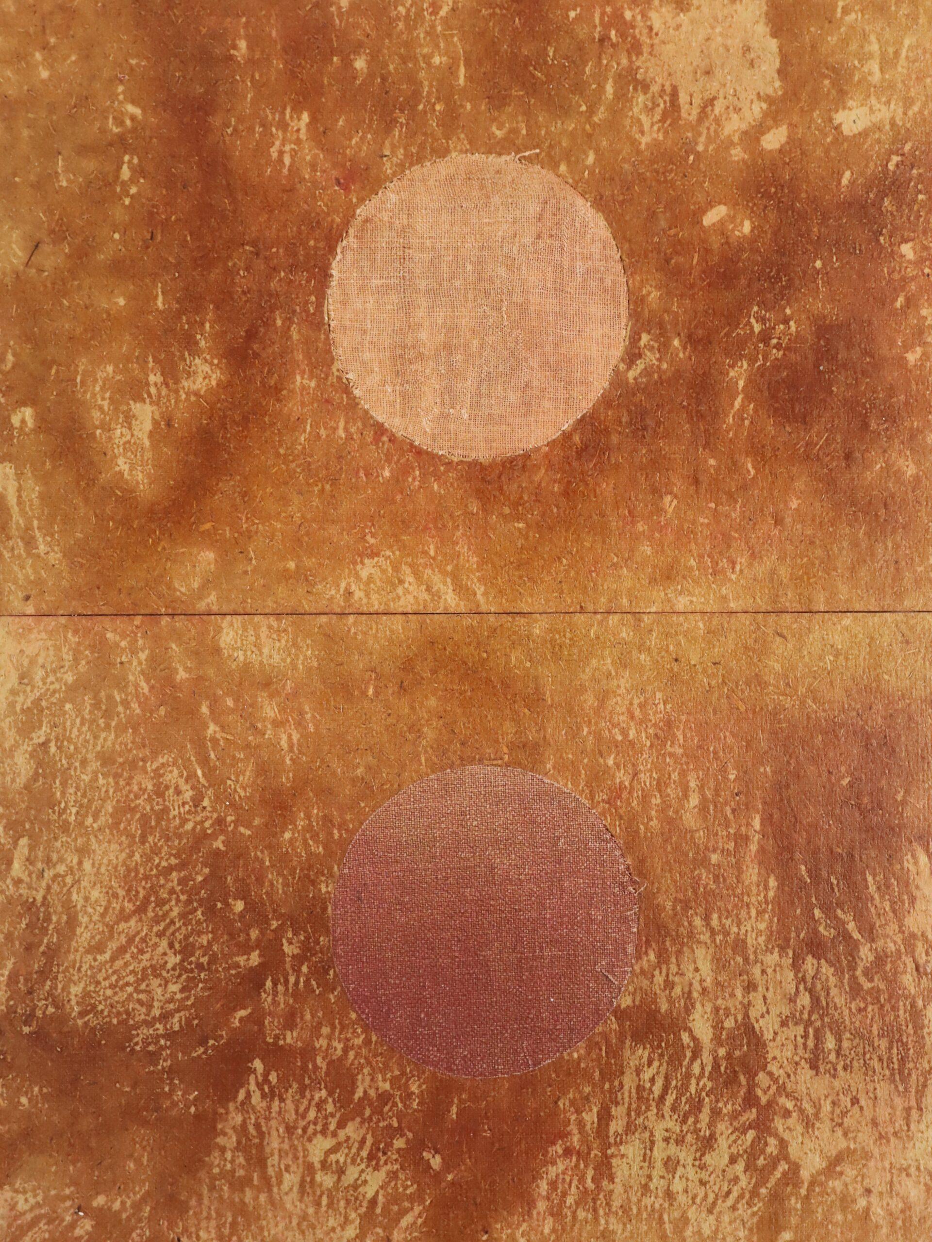 Abstraktes Gemälde in Mischtechnik - Geometrische Collage mit 2 Kreisen im Angebot 3