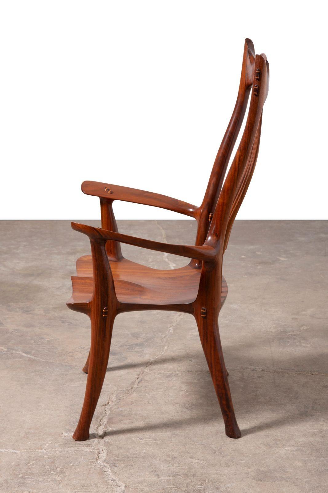Dave Hentzel Studio-Crafted Claro Walnut Armchair with Sculptural Spindle Back en vente 7