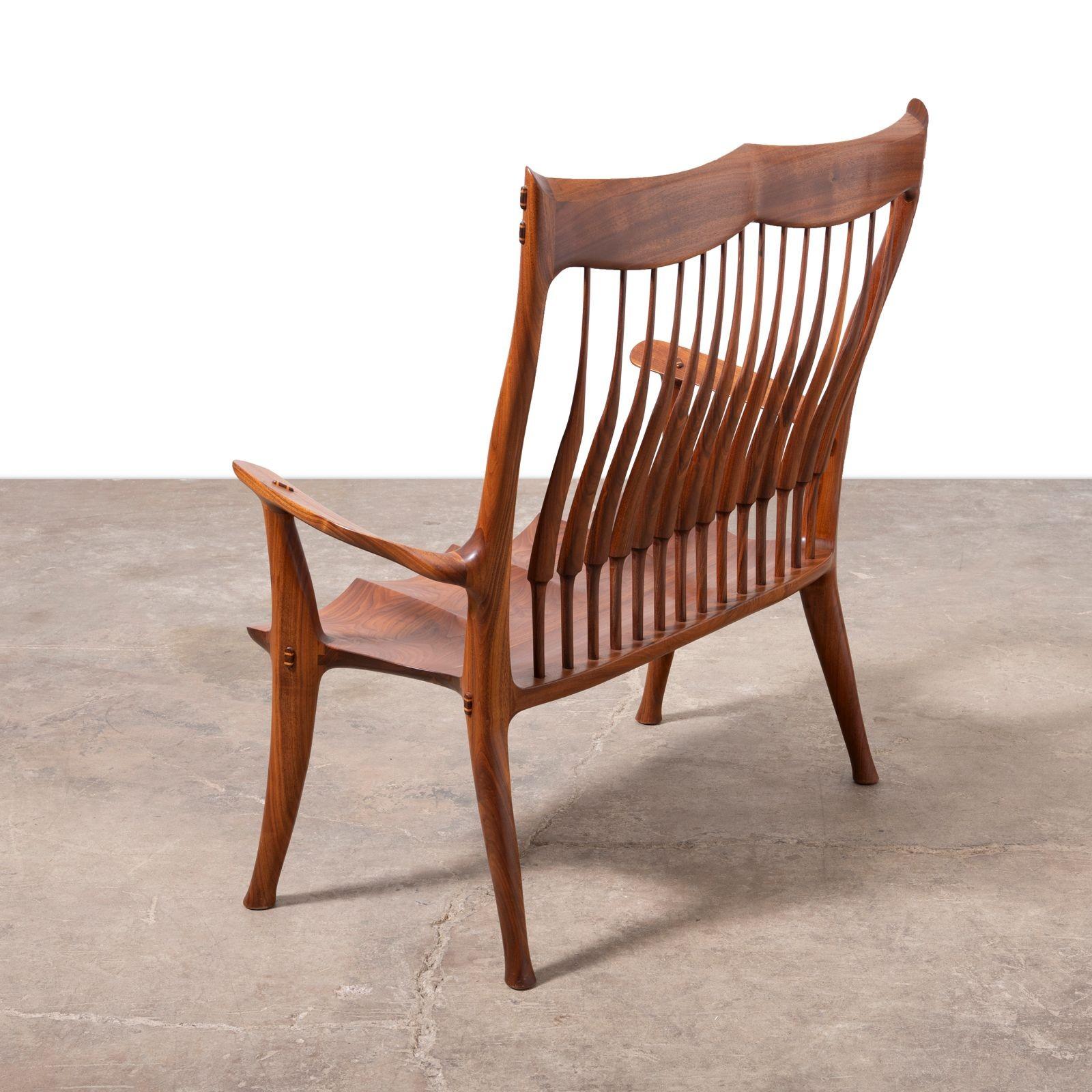 Dave Hentzel Studio-Crafted Claro Walnut Two-Seater Bench with Sculptural Back en venta 4