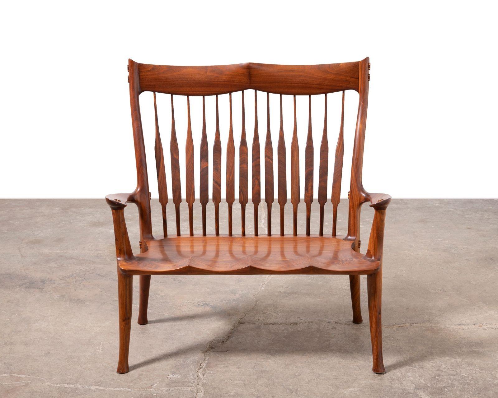 Dave Hentzel Studio-Crafted Claro Walnut Two-Seater Bench with Sculptural Back en venta 9