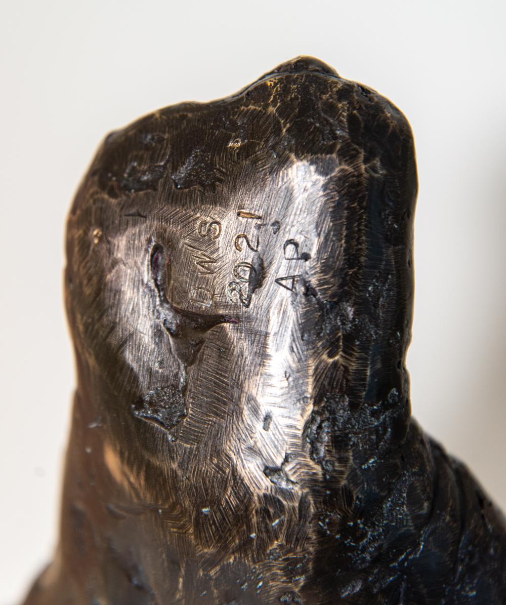 AP/7 - figurative, spielerische, Pop-Art-Skulptur, Bronze, Granit, Marmorskulptur im Angebot 3