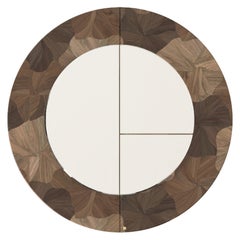 Specchio Daven in marmo Volakas con design a strati, realizzato in Portogallo da Muranti