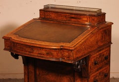 Davenport Desk In Burr Walnut And Inlays From The First Part Of The 19th Century