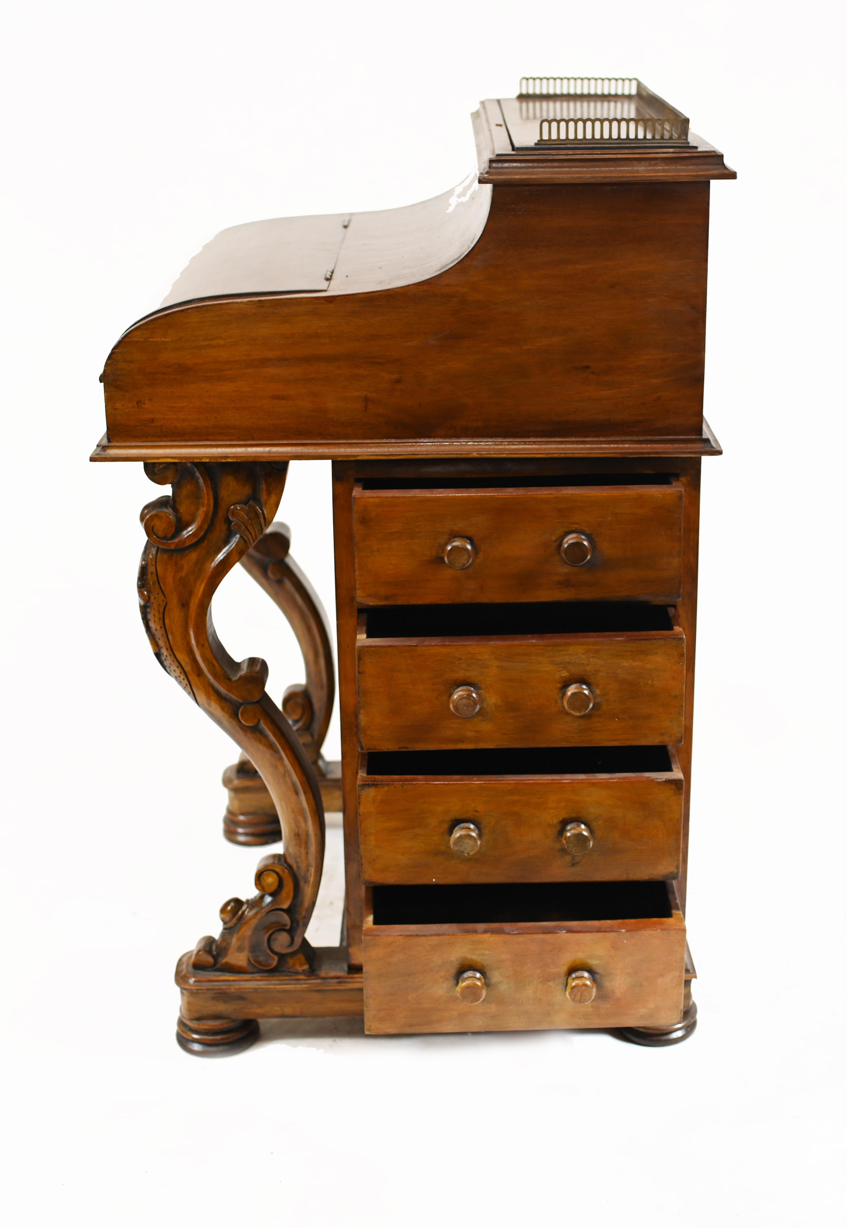Davenport Desk Victorian Pop Up Mechanism Mahogany 1880  1