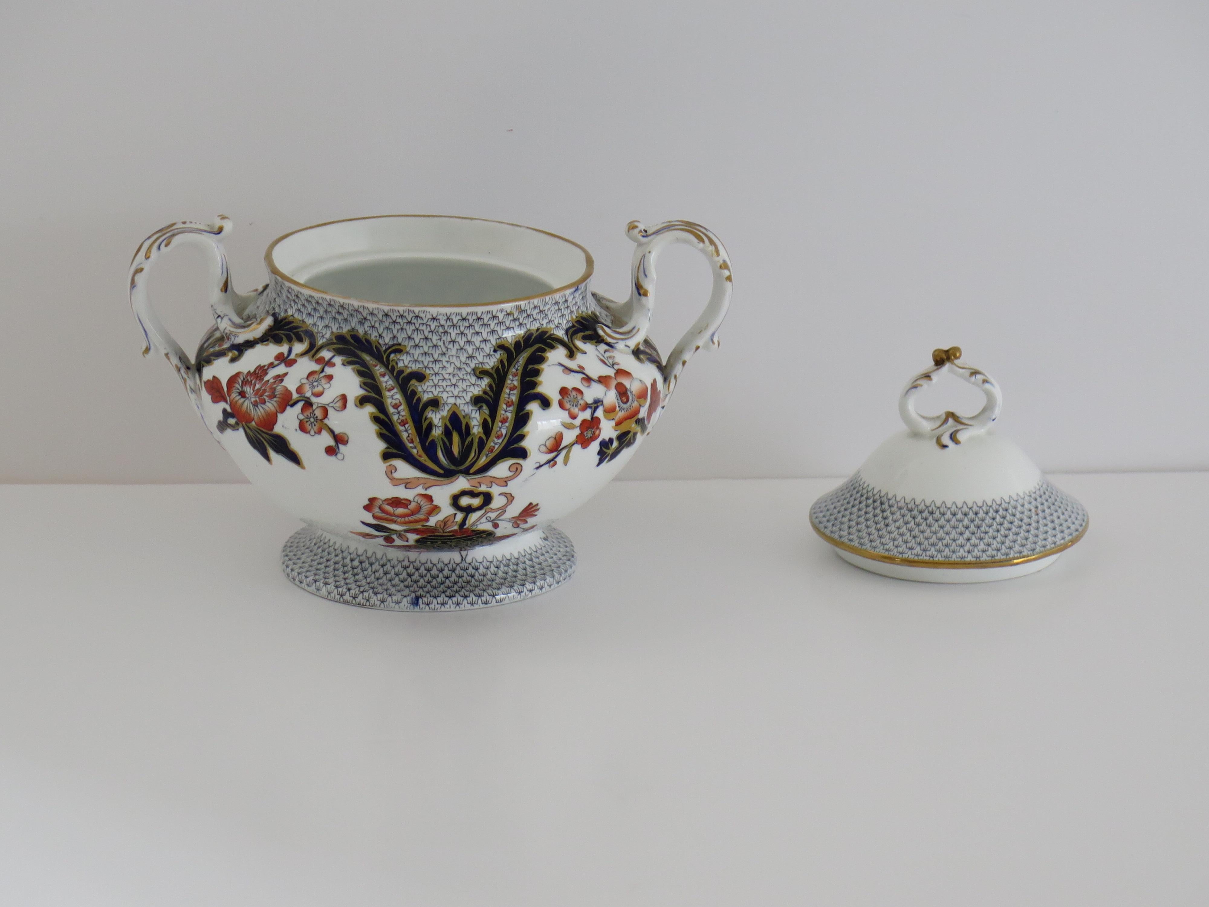 Cuenco con tapa de porcelana Davenport, patrón 2829 Chinoiserie, inglés 1860 en venta 4