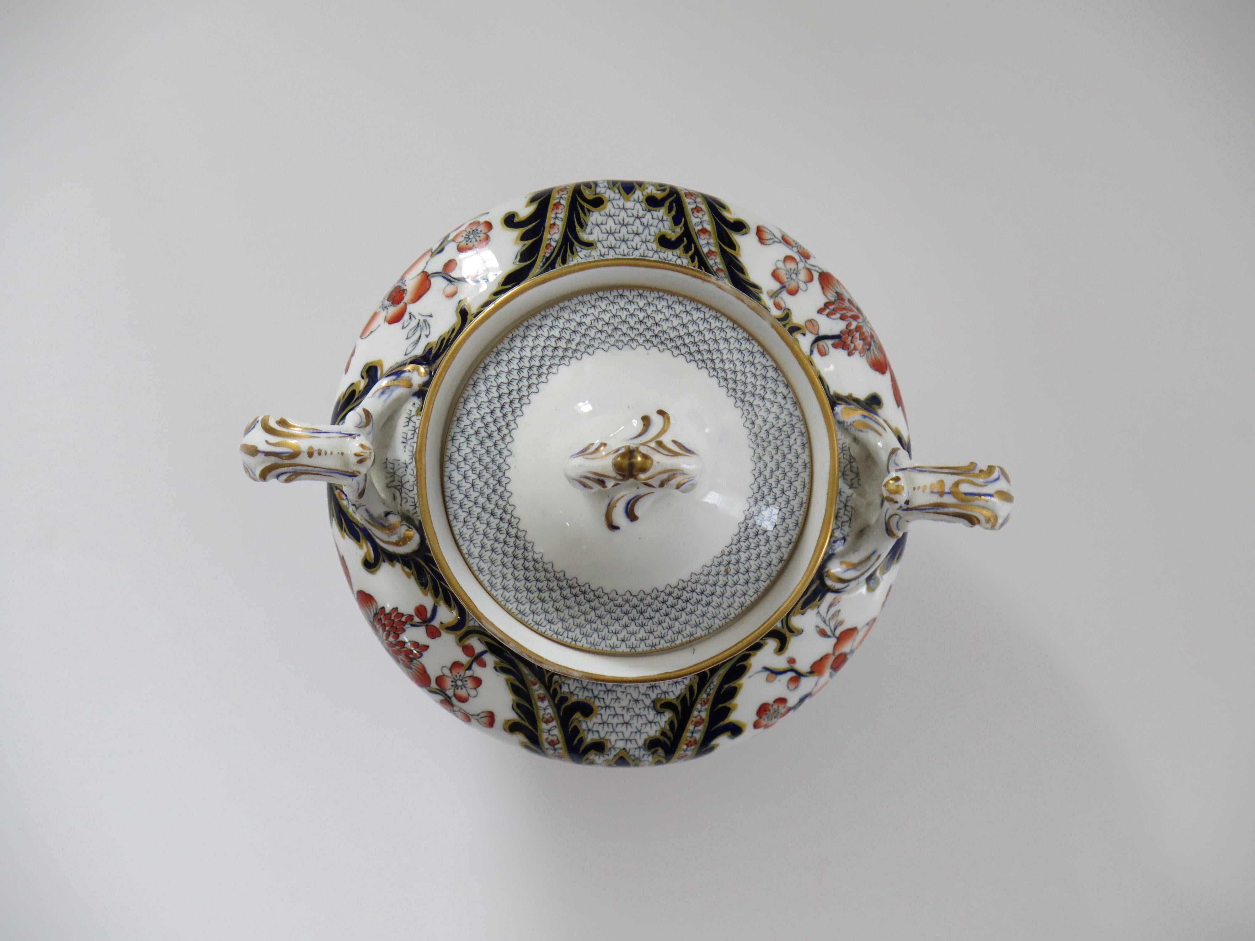 Cuenco con tapa de porcelana Davenport, patrón 2829 Chinoiserie, inglés 1860 en venta 6