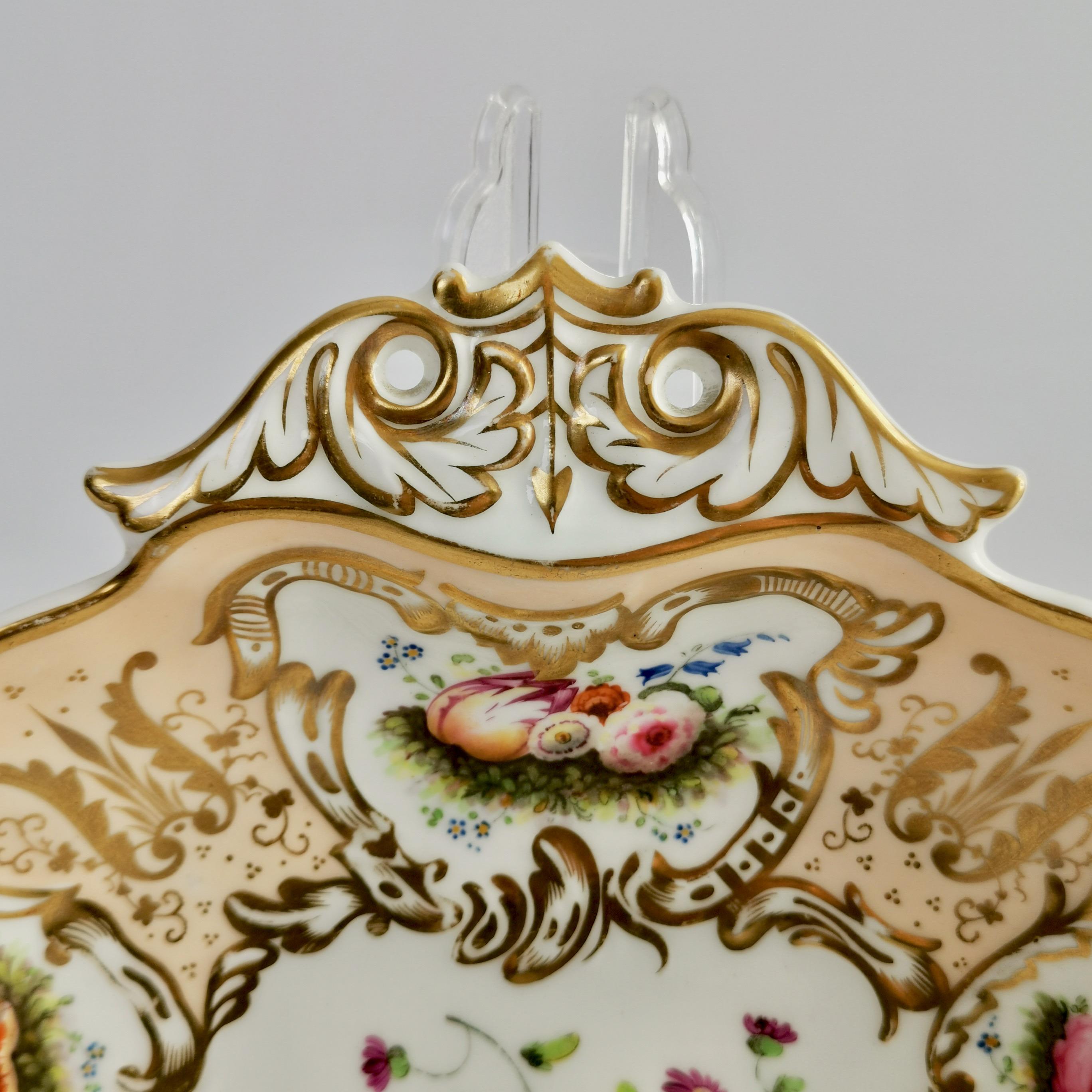 Early Victorian Davenport Porcelain Serving Dish, Salmon, Gilt and Flowers, circa 1830