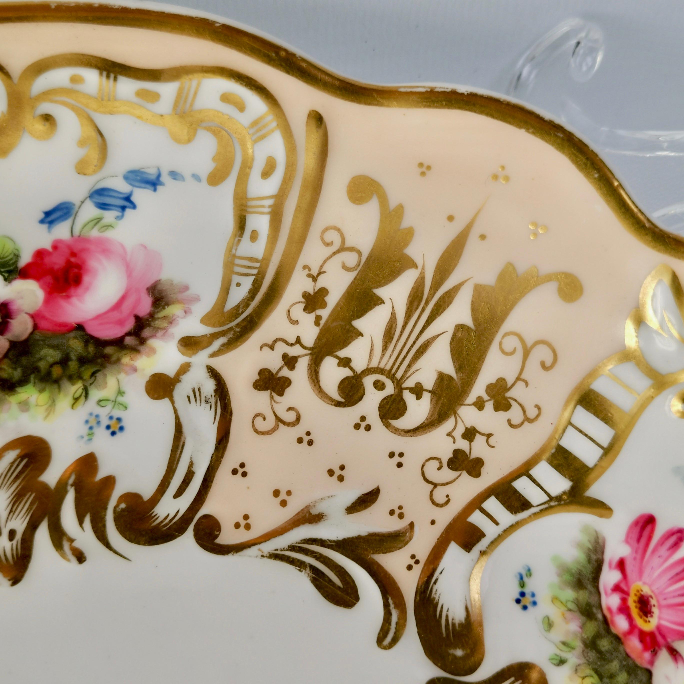 Mid-19th Century Davenport Porcelain Serving Dish, Salmon, Gilt and Flowers, circa 1830