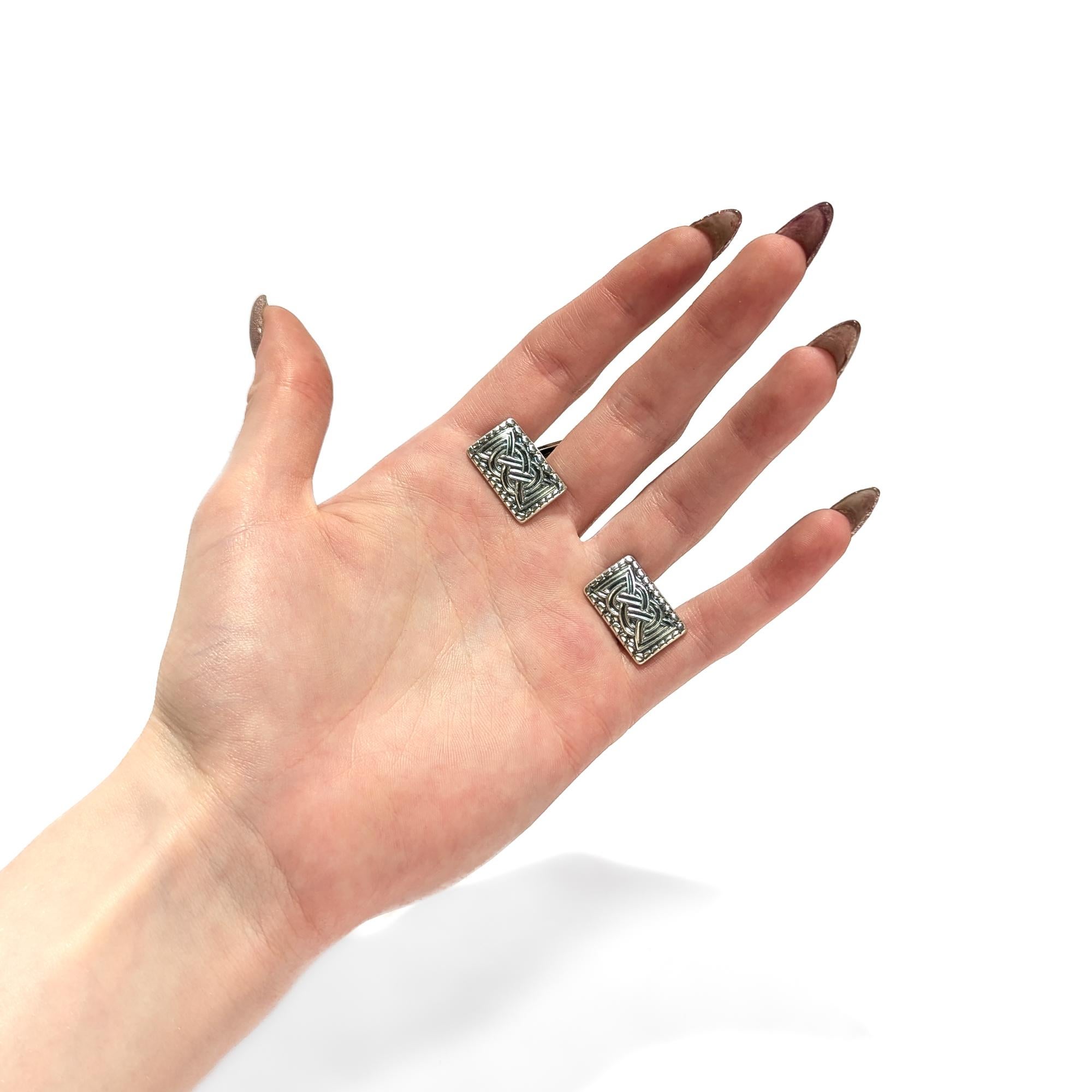 David Andersen Scandanavian Modern Sterling Silver Oseberg Celtic Knot Cufflinks In Good Condition For Sale In Philadelphia, PA