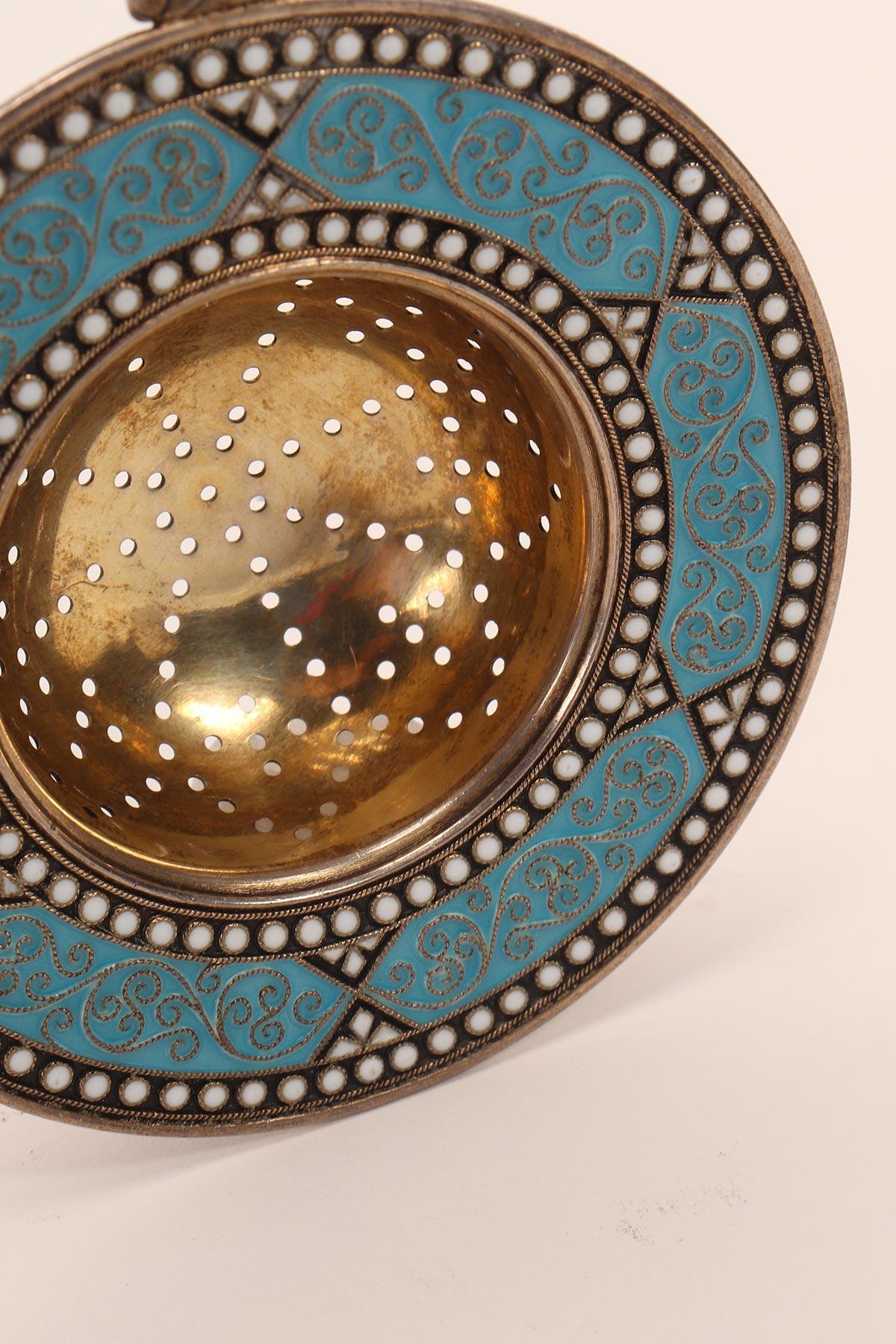 David Andreson Silver and Enamels Tea Strainer, Denmark, 1900 In Good Condition For Sale In Milan, IT