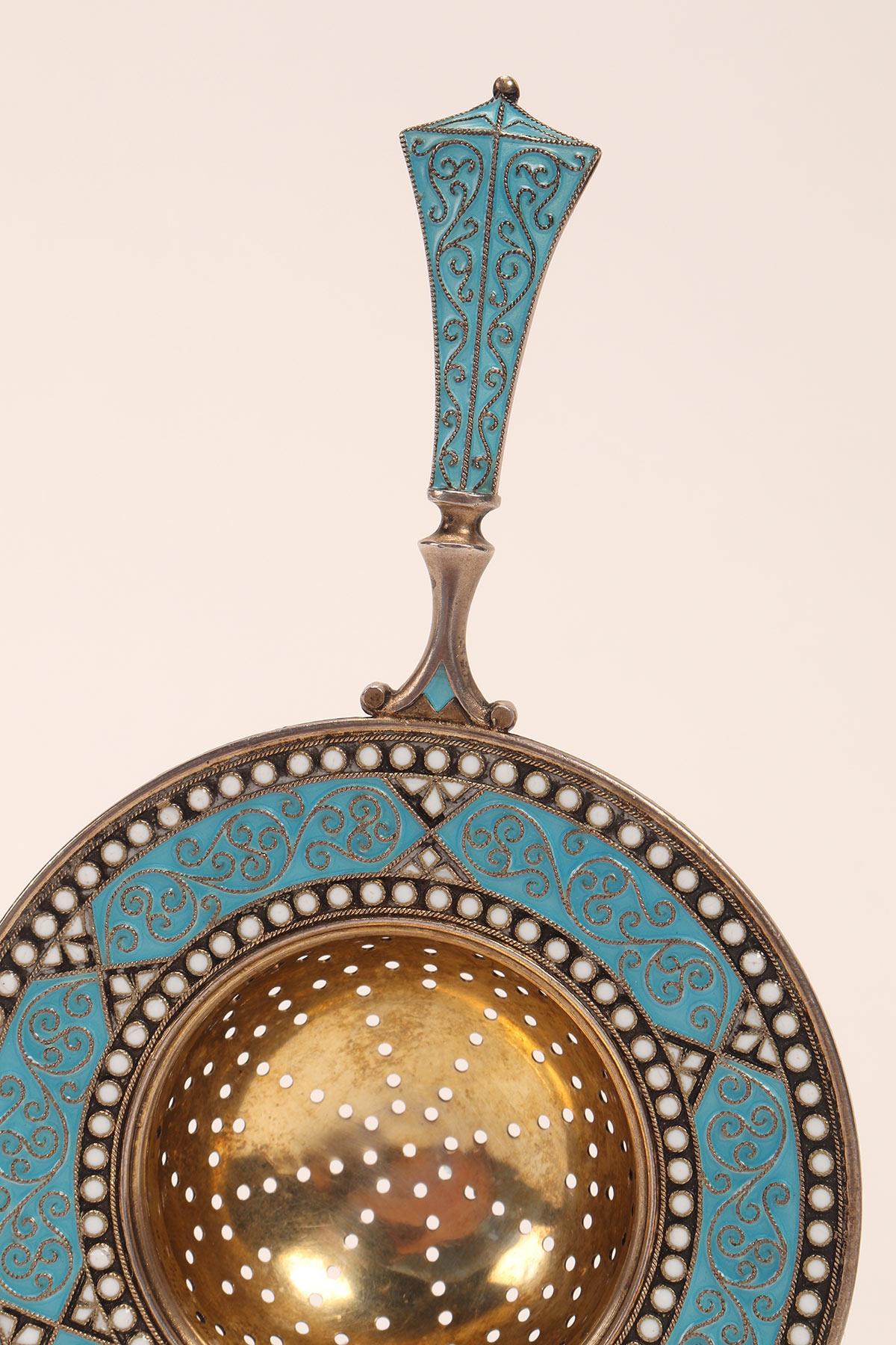 David Andreson Silver and Enamels Tea Strainer, Denmark, 1900 For Sale 1