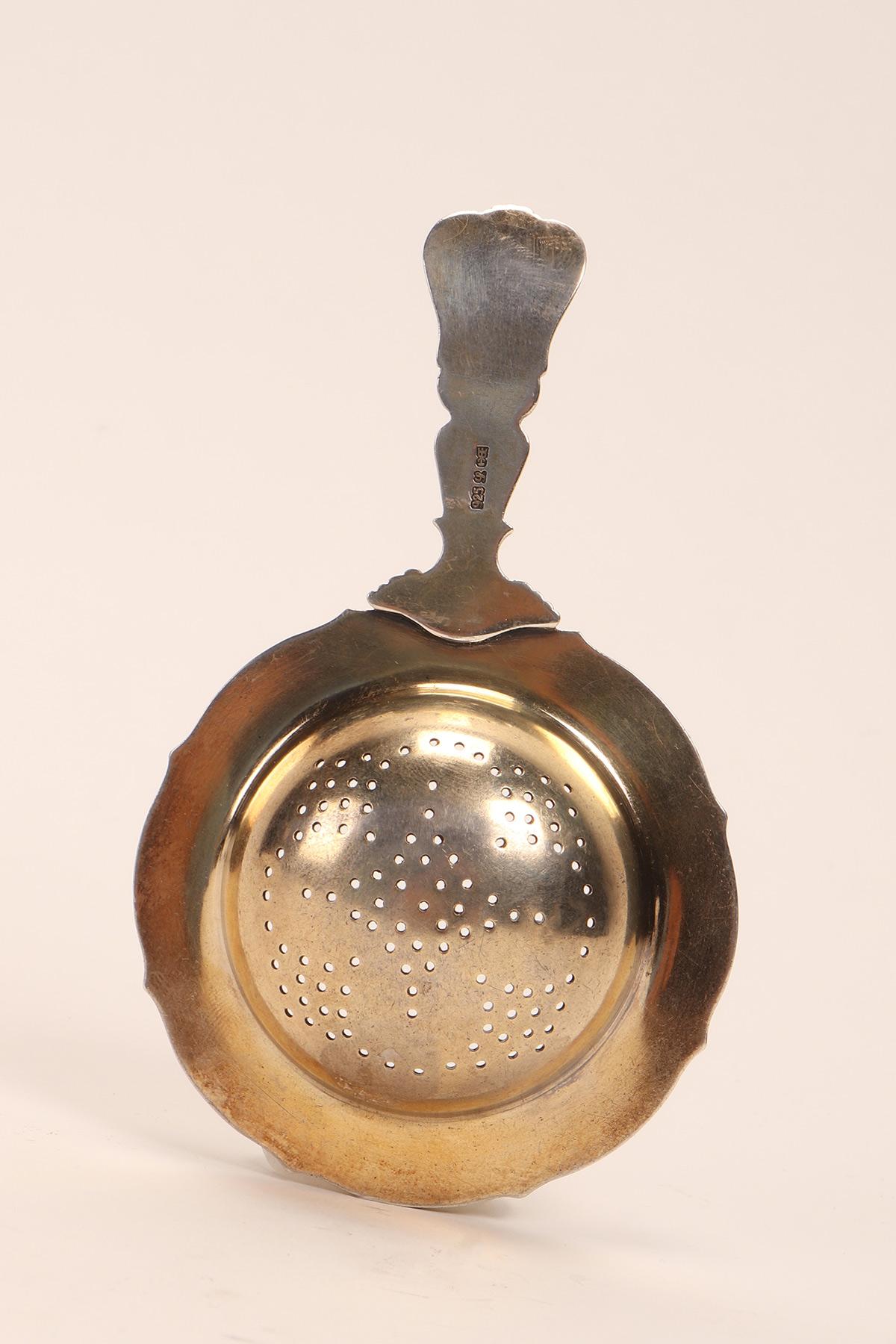 David Andreson Silver and Enamels Tea Strainer, Denmark, 1900.  For Sale 1