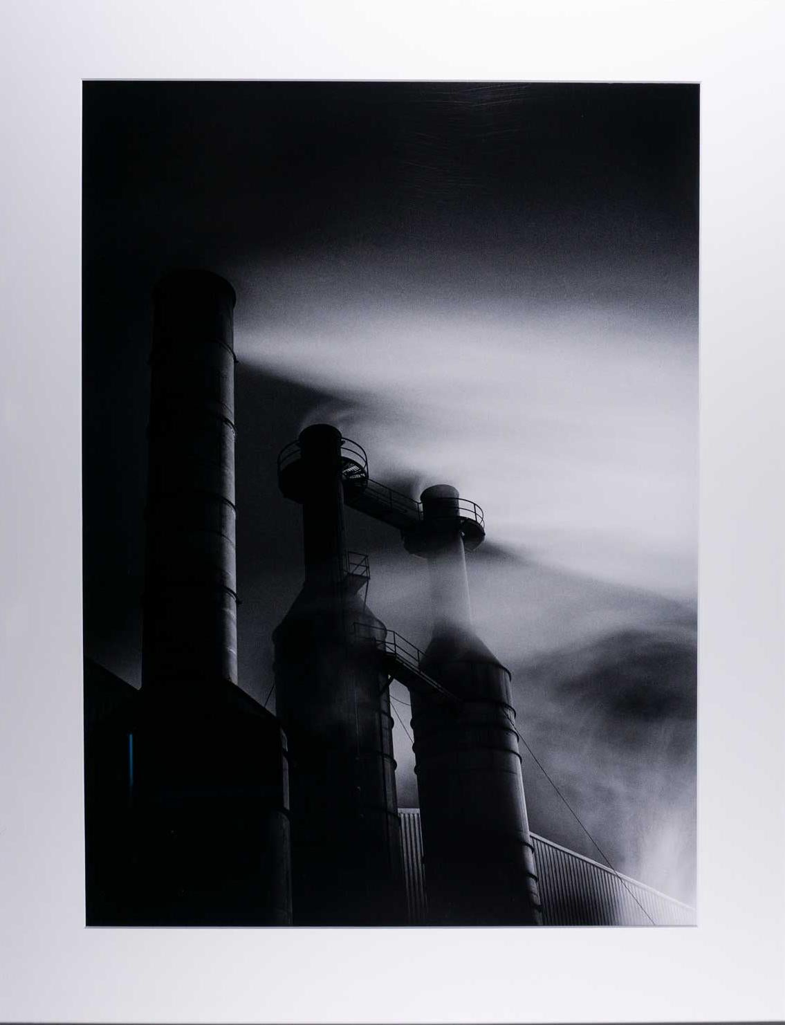 SMOKE- STACKS, CAJUN-MILL (Schwarz), Landscape Photograph, von David Armentor