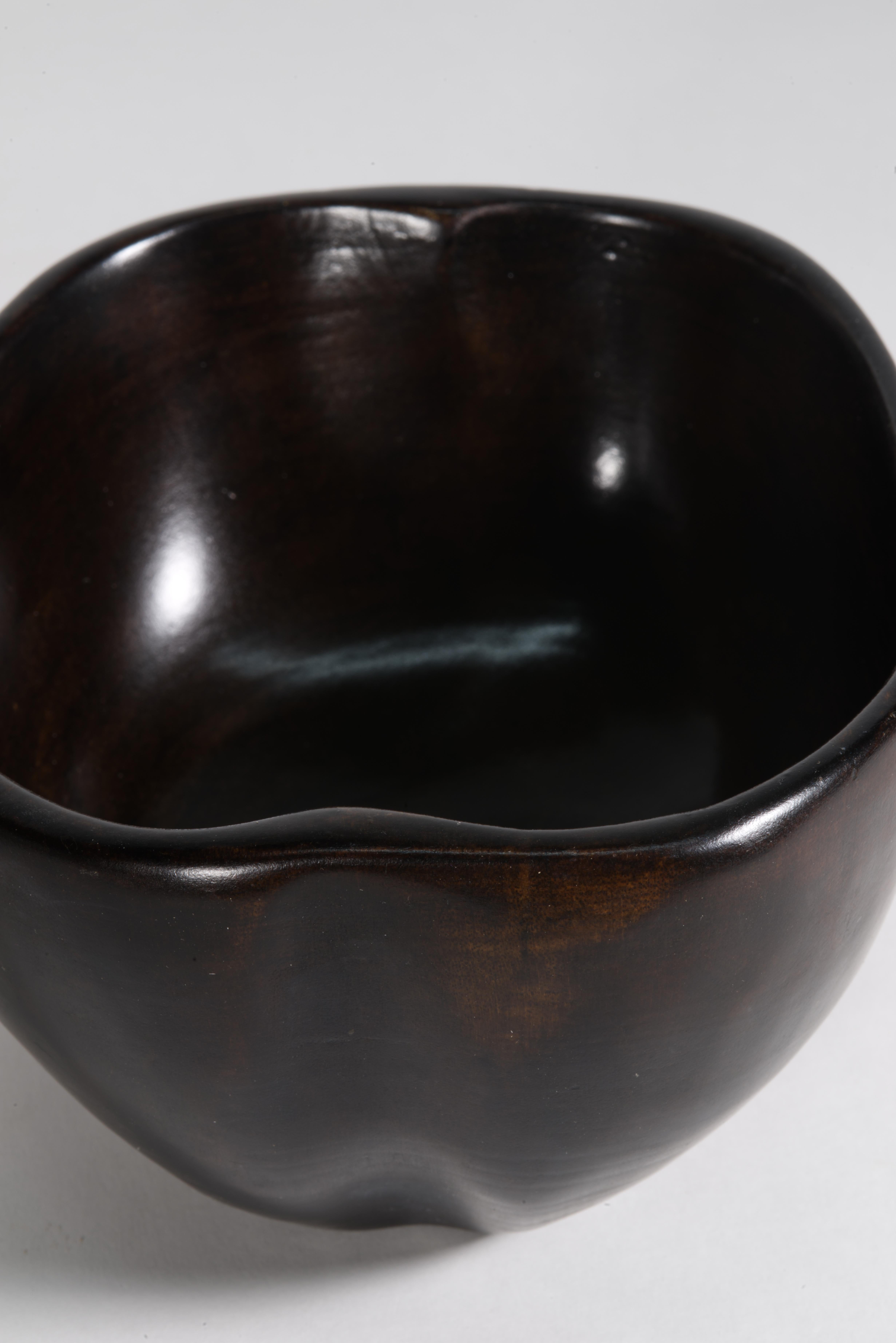 David Auld Asymmetrical Carved Wood Bowl, 1960s For Sale 4